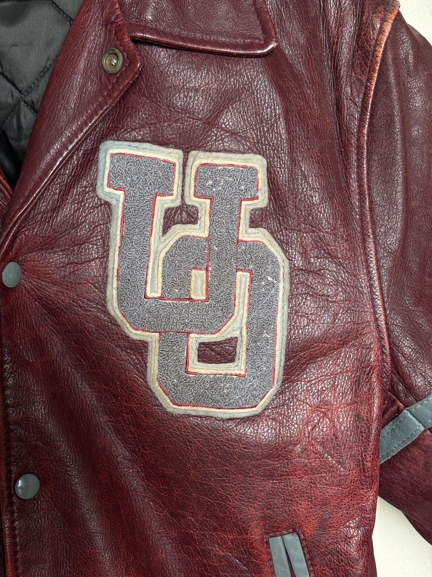 Size 44US / 54EU Vintage University of Ottawa Varsity Jacket — Maroon Leather Bomber — Canadian College Jacket 1970s
