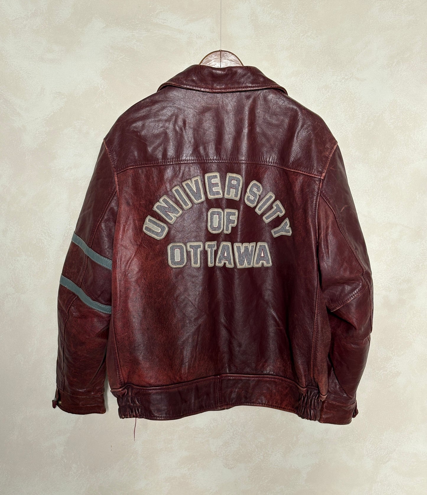 Size 44US / 54EU Vintage University of Ottawa Varsity Jacket — Maroon Leather Bomber — Canadian College Jacket 1970s