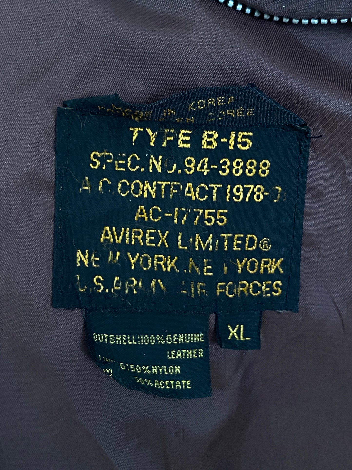 Size XL. Vintage Avirex leather jacket