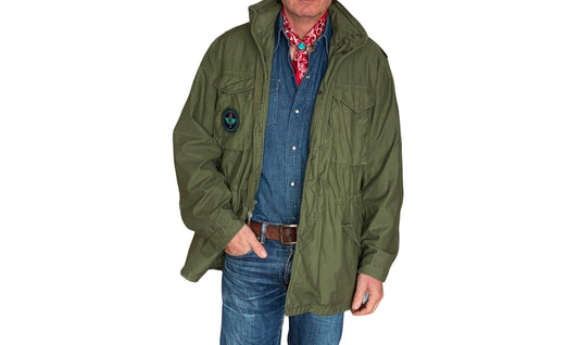 Authentic US Military 1986 Vintage M-65 Field Jacket: Classic Army Style, Timeless Quality. Shop Collectible Military Fashion Today!