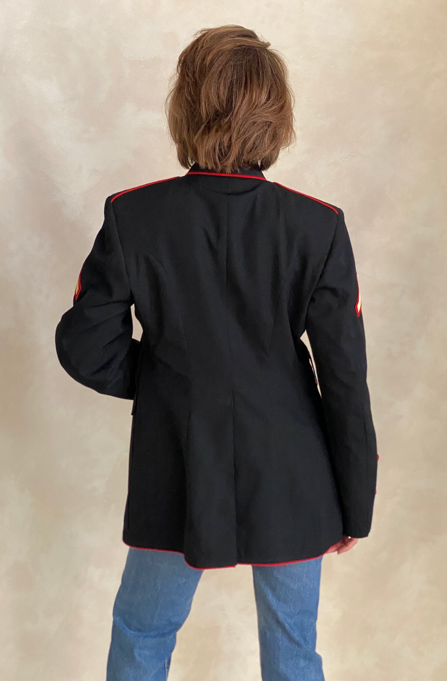 Size 39 Reg. Vintage Authentic US Marine Corps Dress Jacket Uniform.