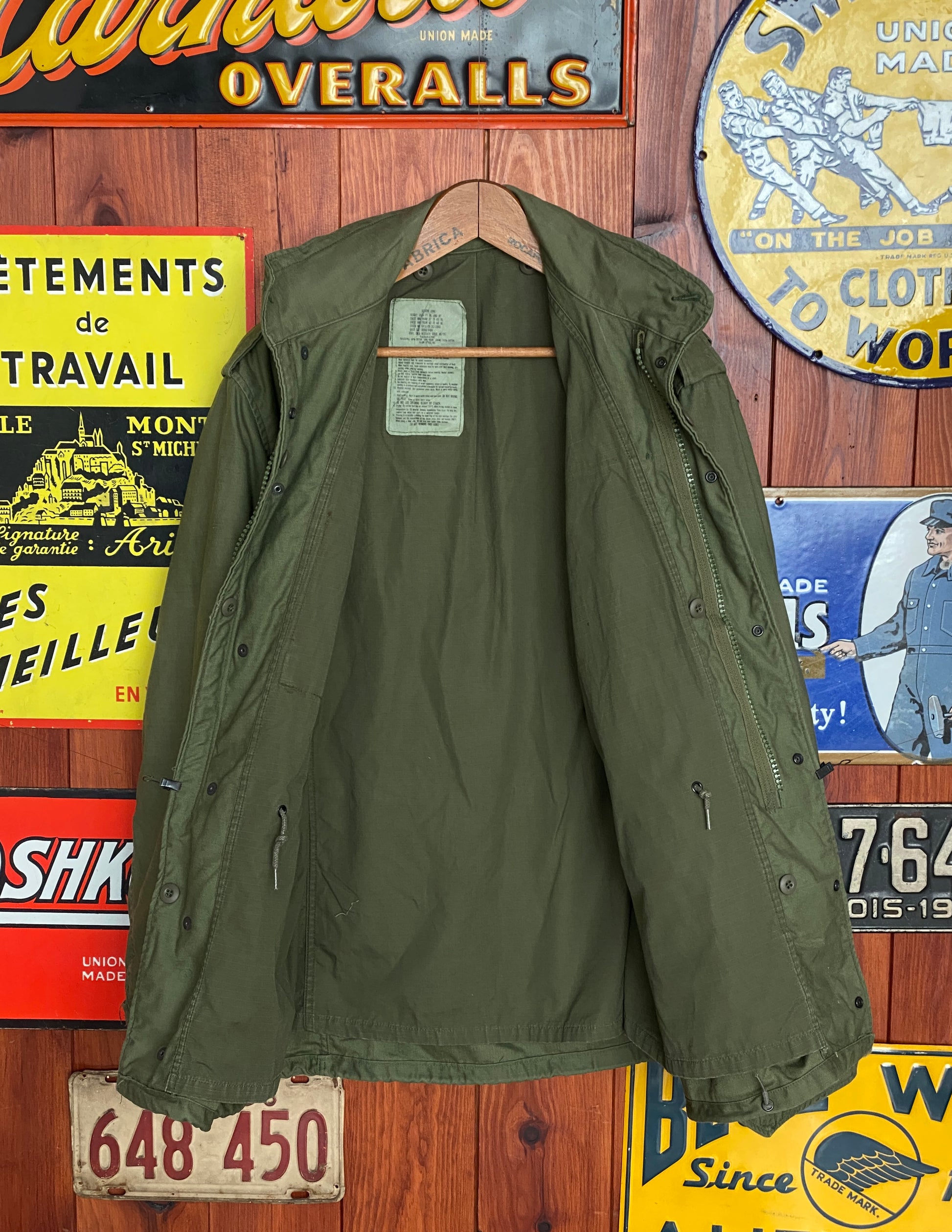 Authentic US Military 1986 Vintage M-65 Field Jacket: Classic Army Style, Timeless Quality