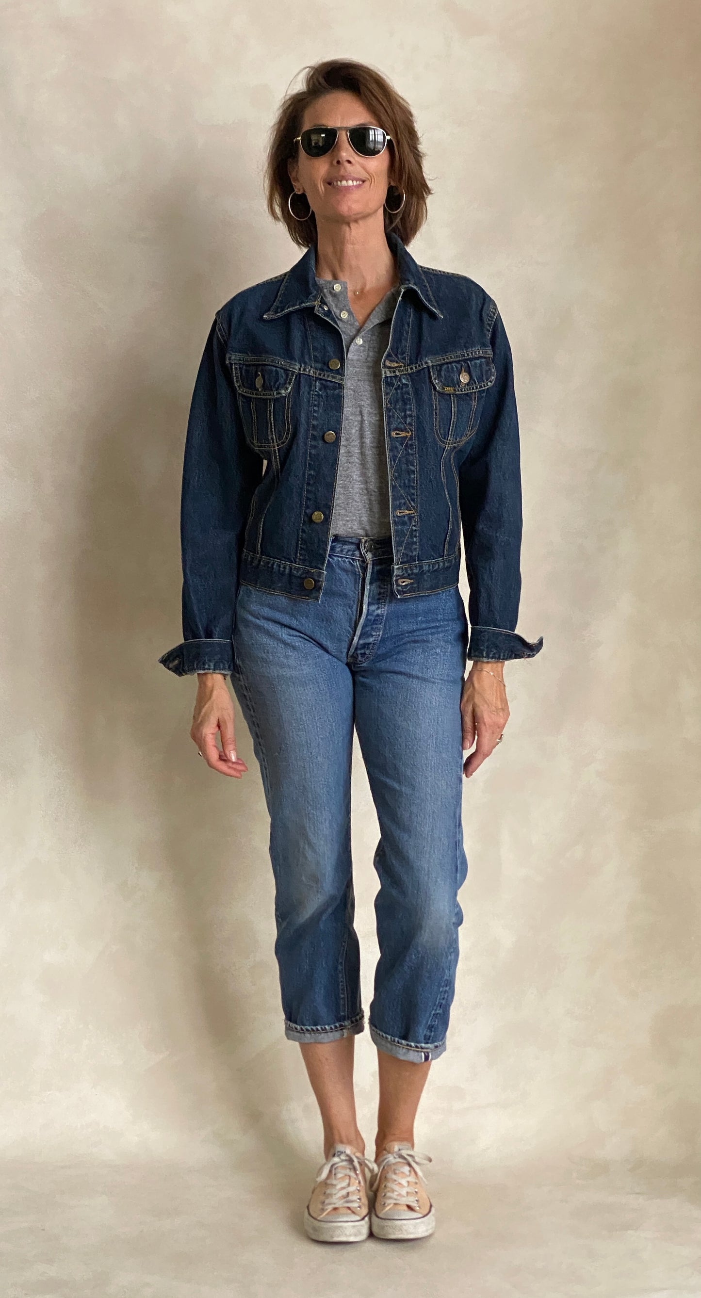 Women size Large. Lee 2 pockets jacket ( newer model )