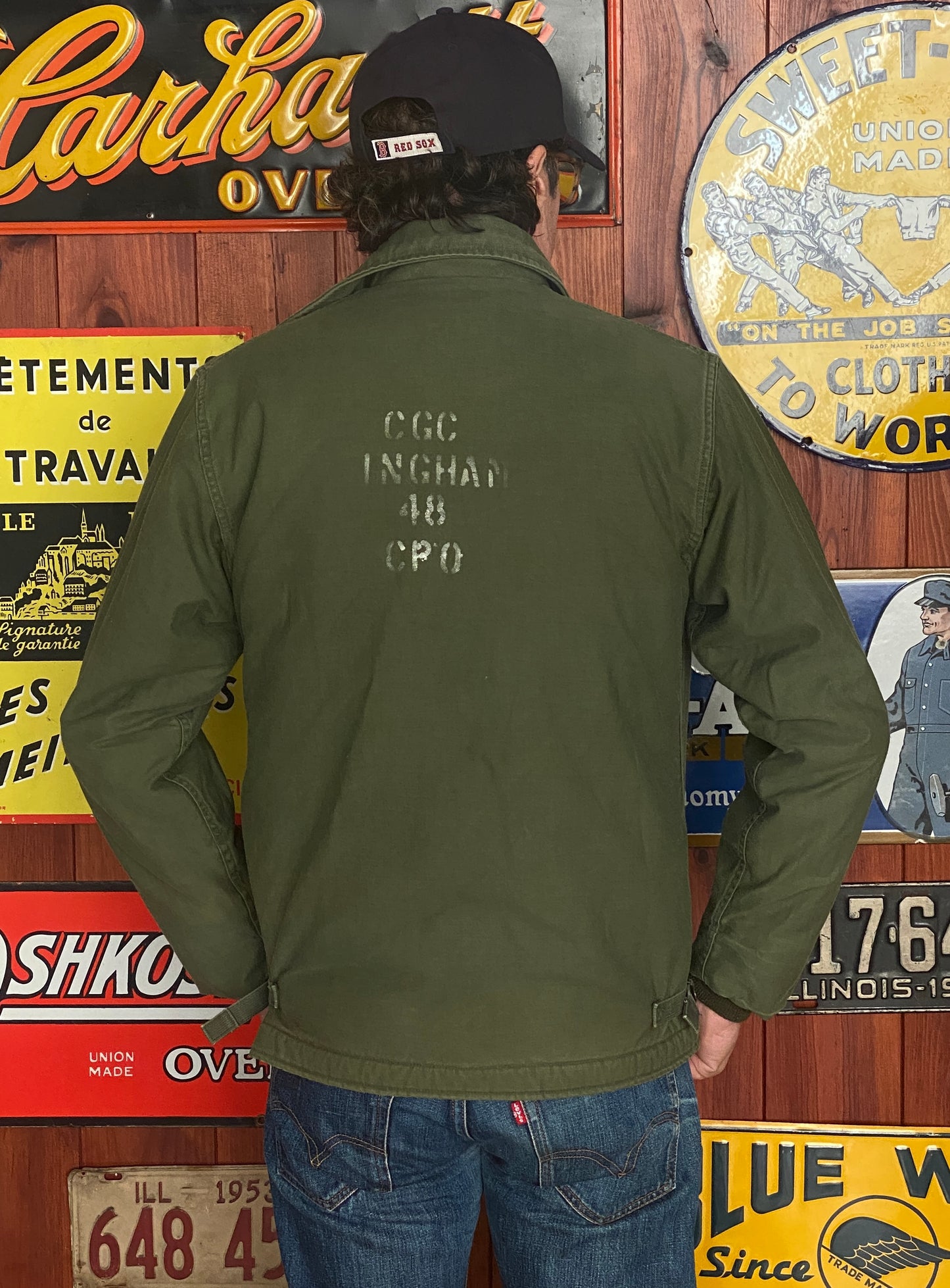 Med. Authentic 1981 Vintage USN deck jacket US navy