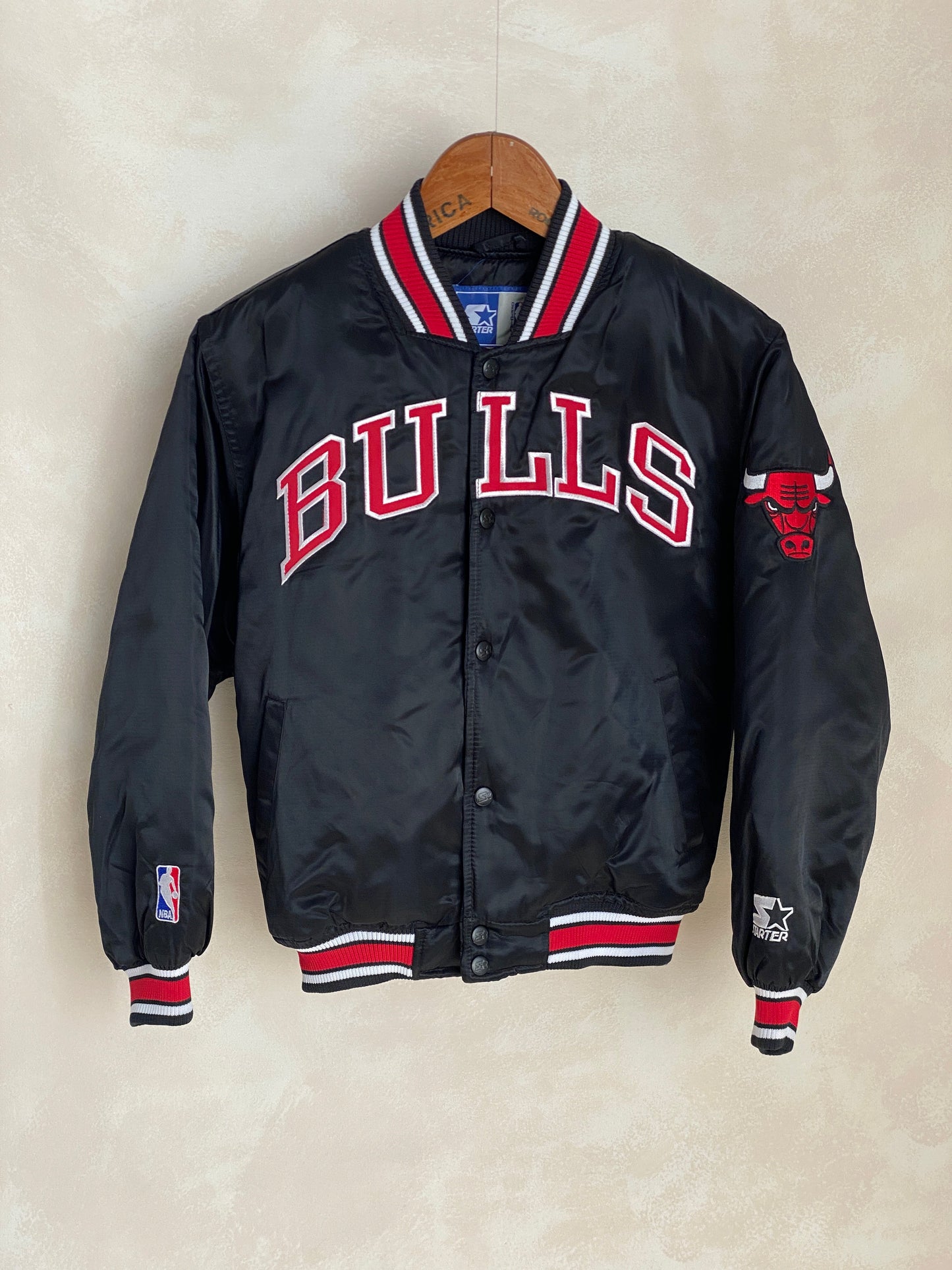 Youth Med . Chicago bulls Starter jacket - USA Vintage Bcn