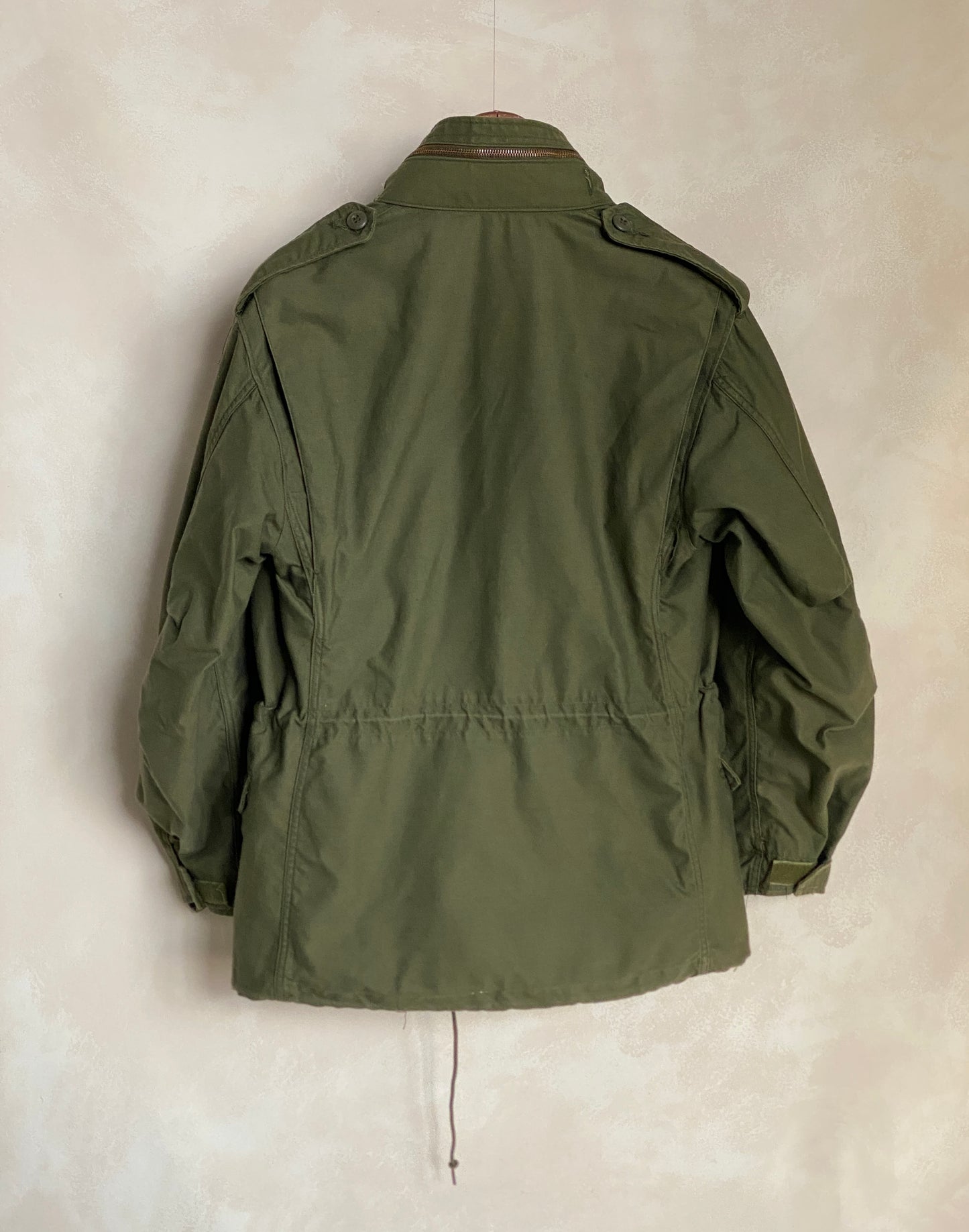 Small Short 1975 vintage US military M-65 field jacket