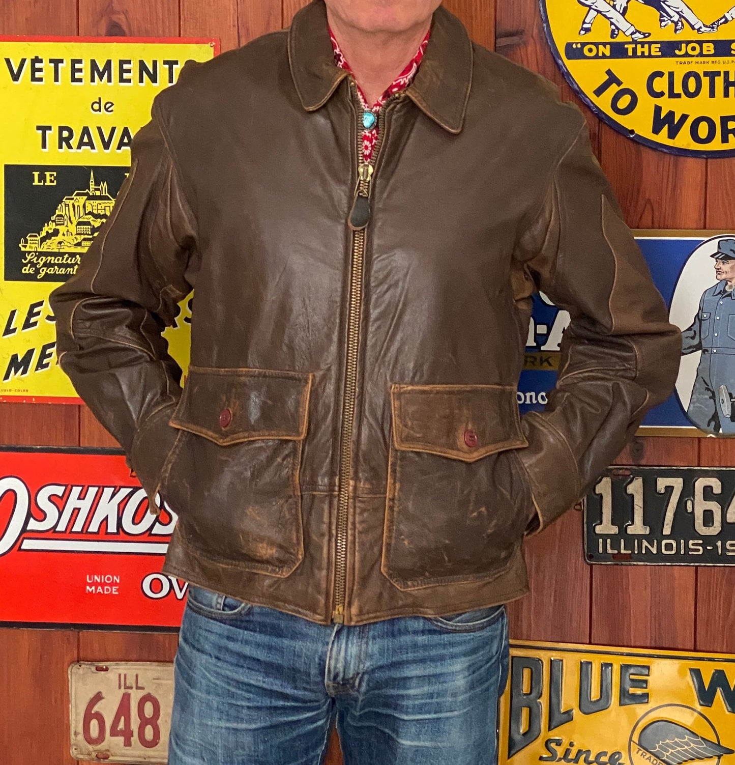 Vintage G-8 type leather jacket, size 44US/54EU - front view. Made in USA by Avirex.