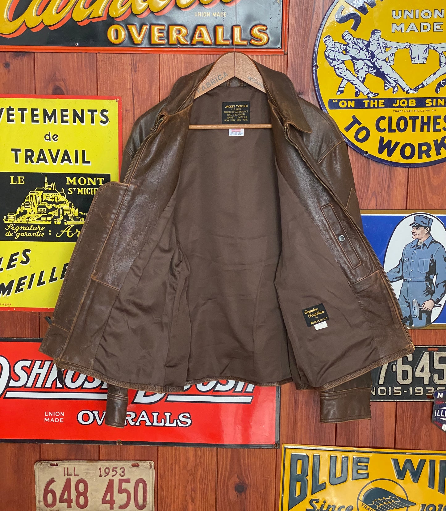 Vintage G-8 type leather jacket, size 44US/54EU - front view. Made in USA by Avirex.