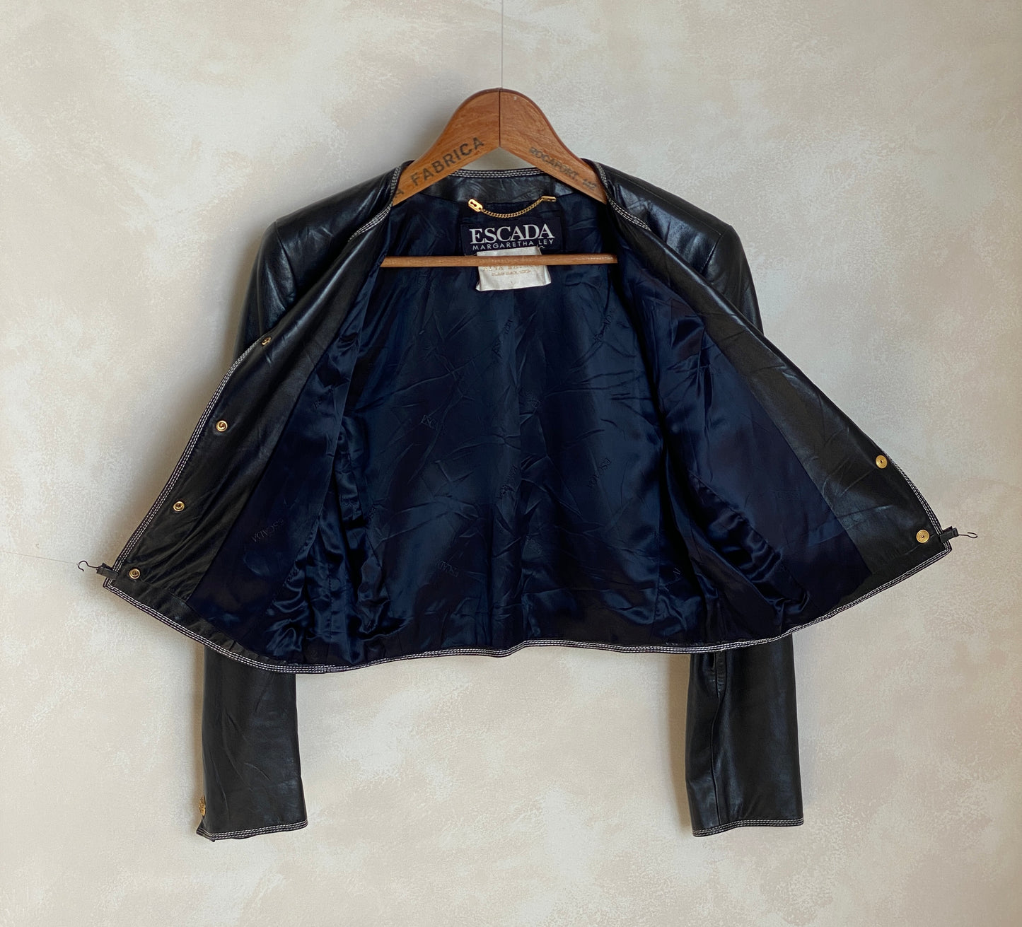 Size 38US vintage Escada Leather jacket