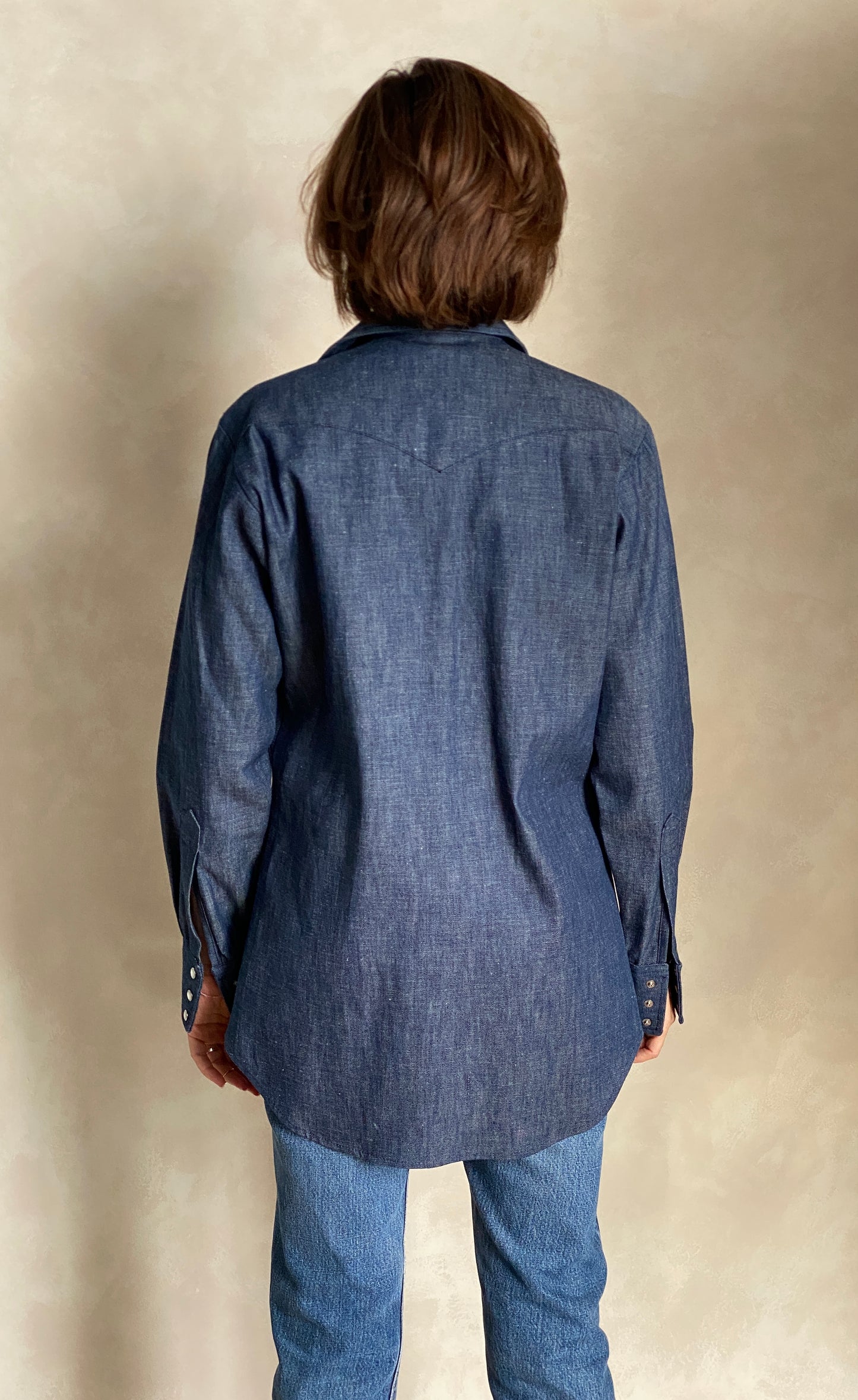 Size Small . NOS Vintage Lee denim shirt Made in USA