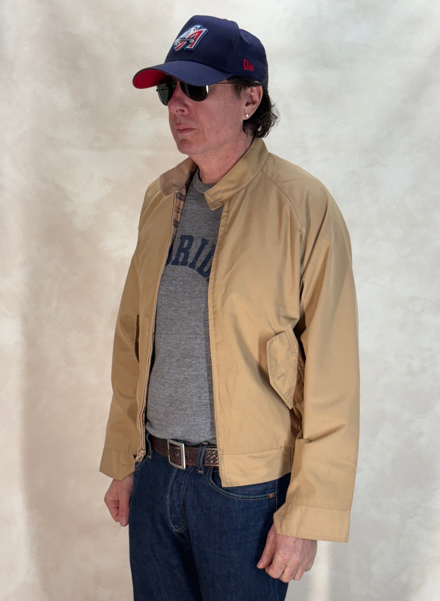 Size Small , 80s light jacket with a flannel lining