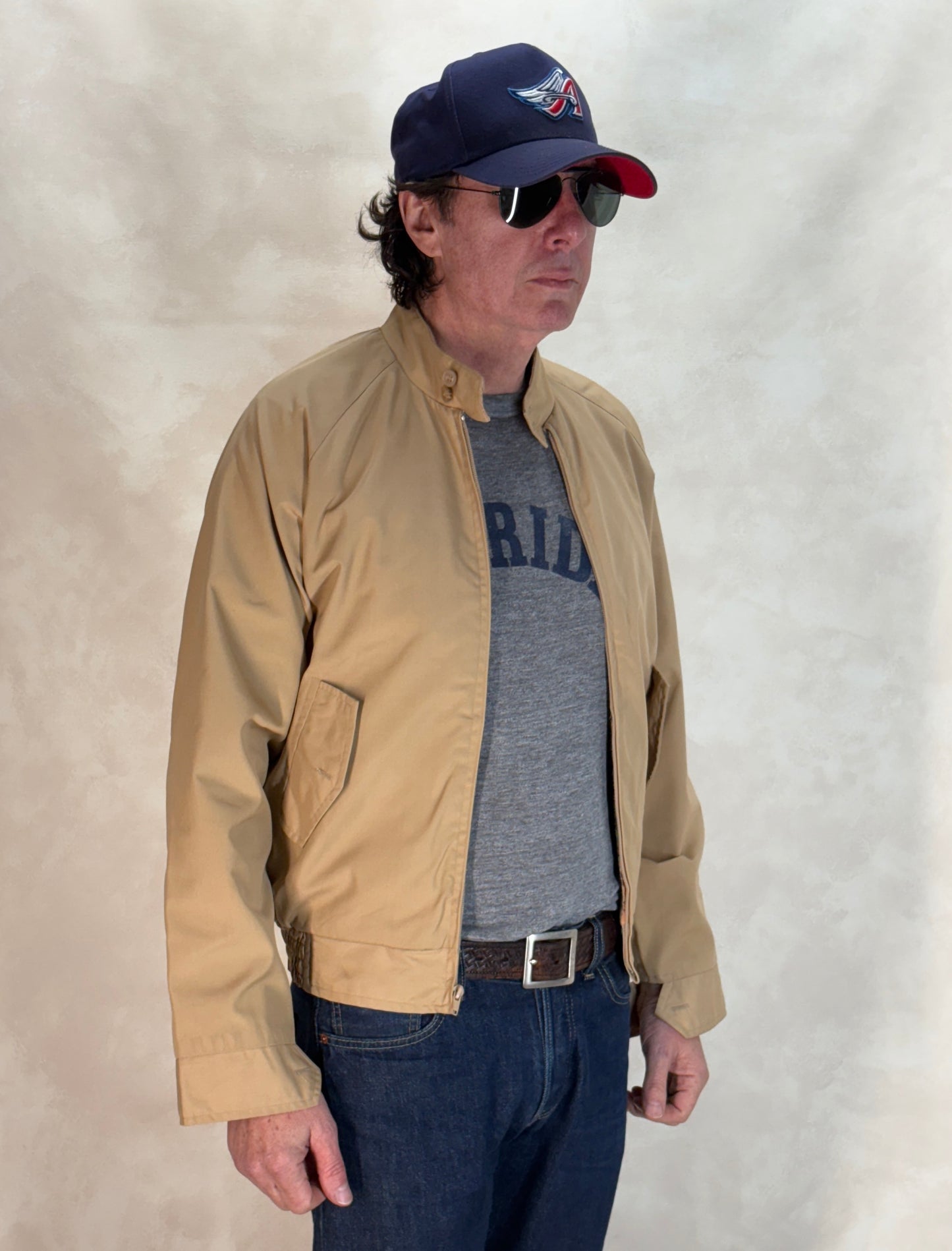 Size Small , 80s light jacket with a flannel lining