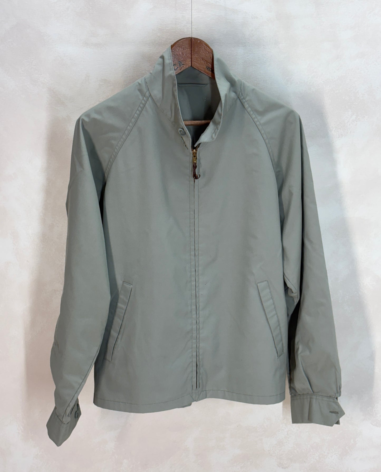Size large , 70s Light jacket. Talon zipper