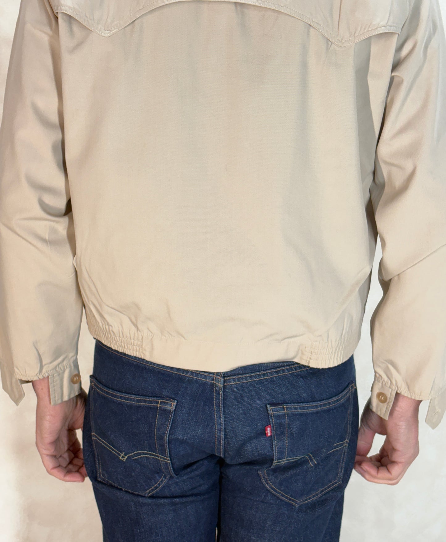 Size Med , 90s light jacket made by Windbreaker