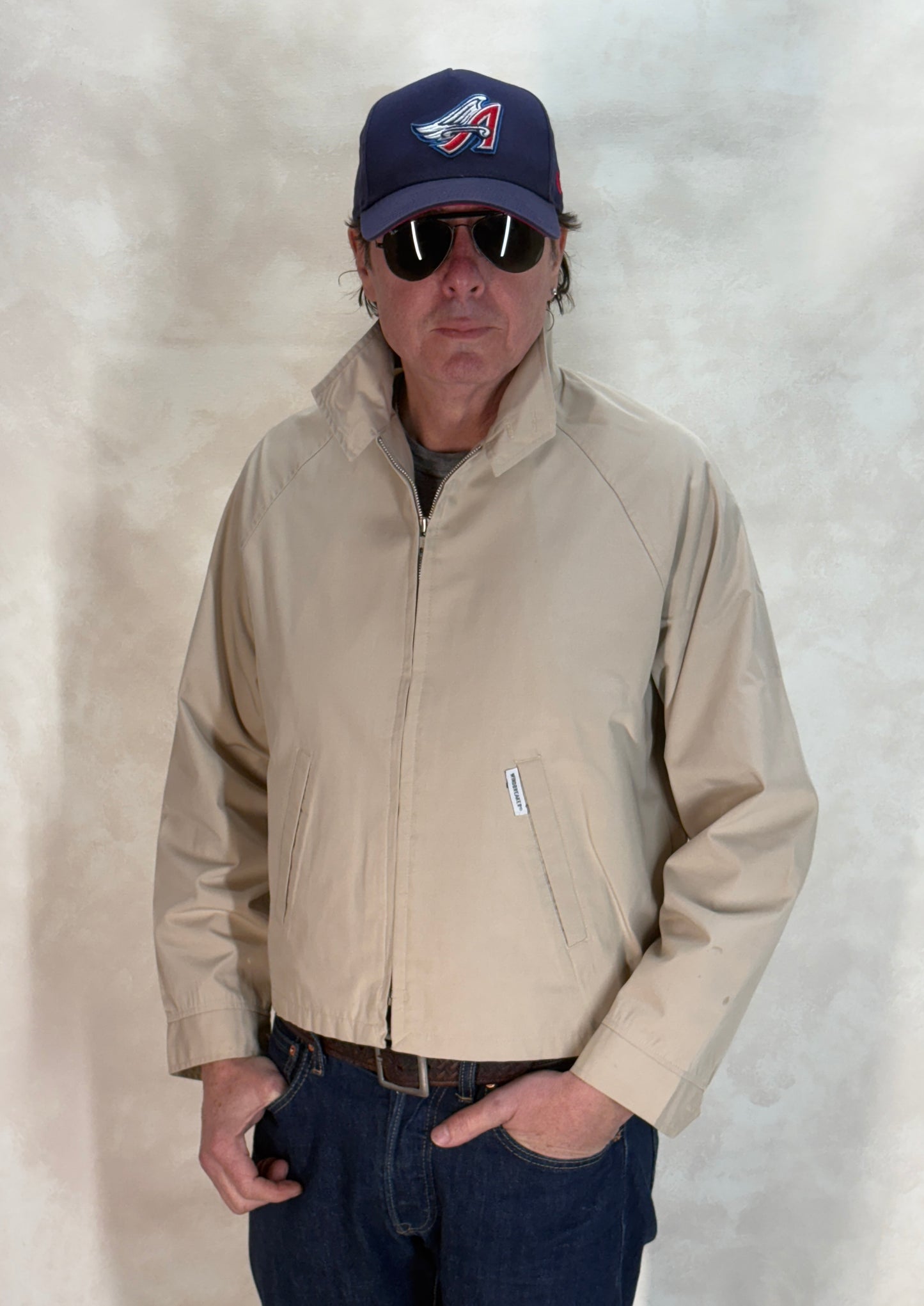 Size Med , 90s light jacket made by Windbreaker