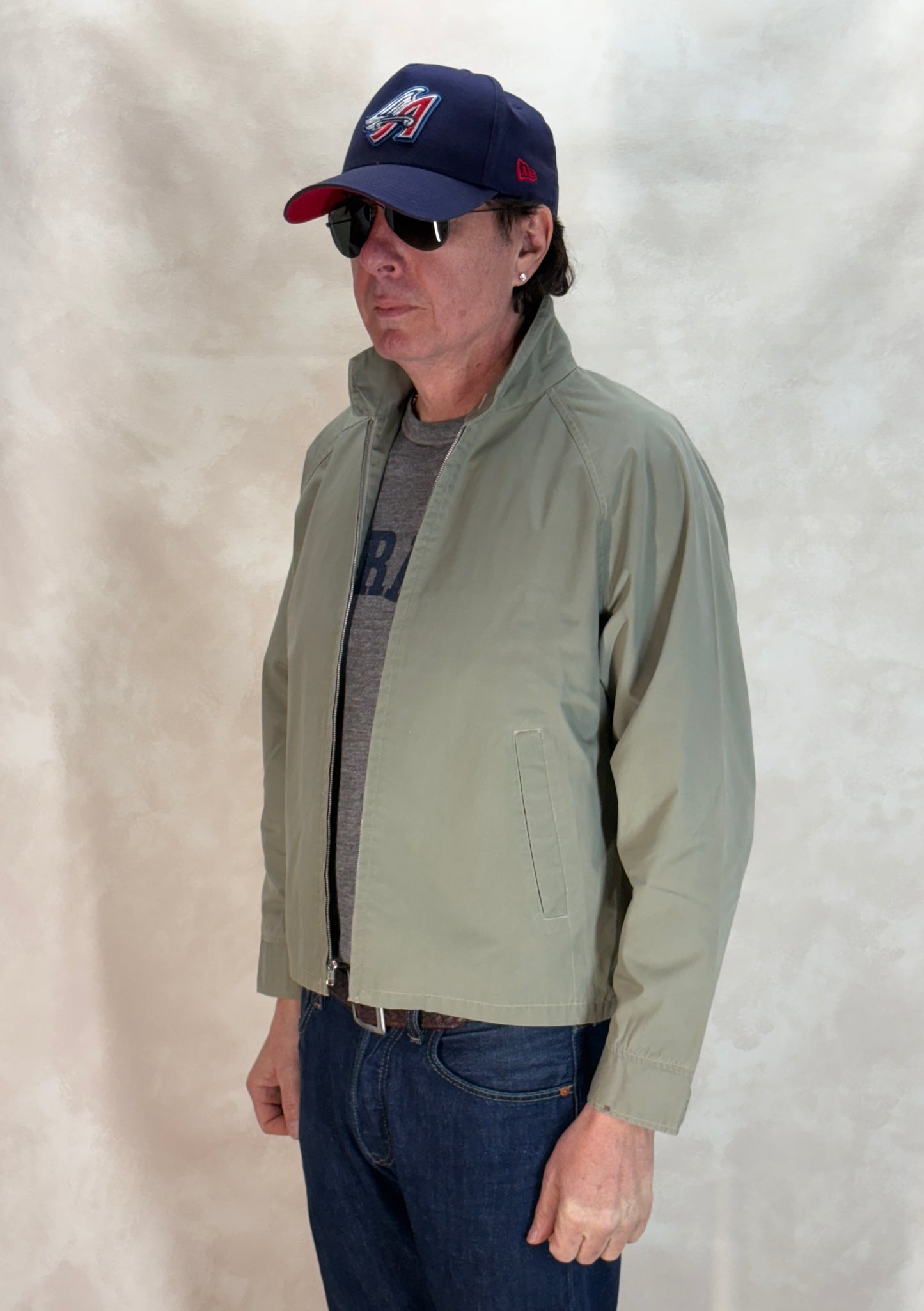 Size Med , 60s Light cotton jacket Made in Singapore