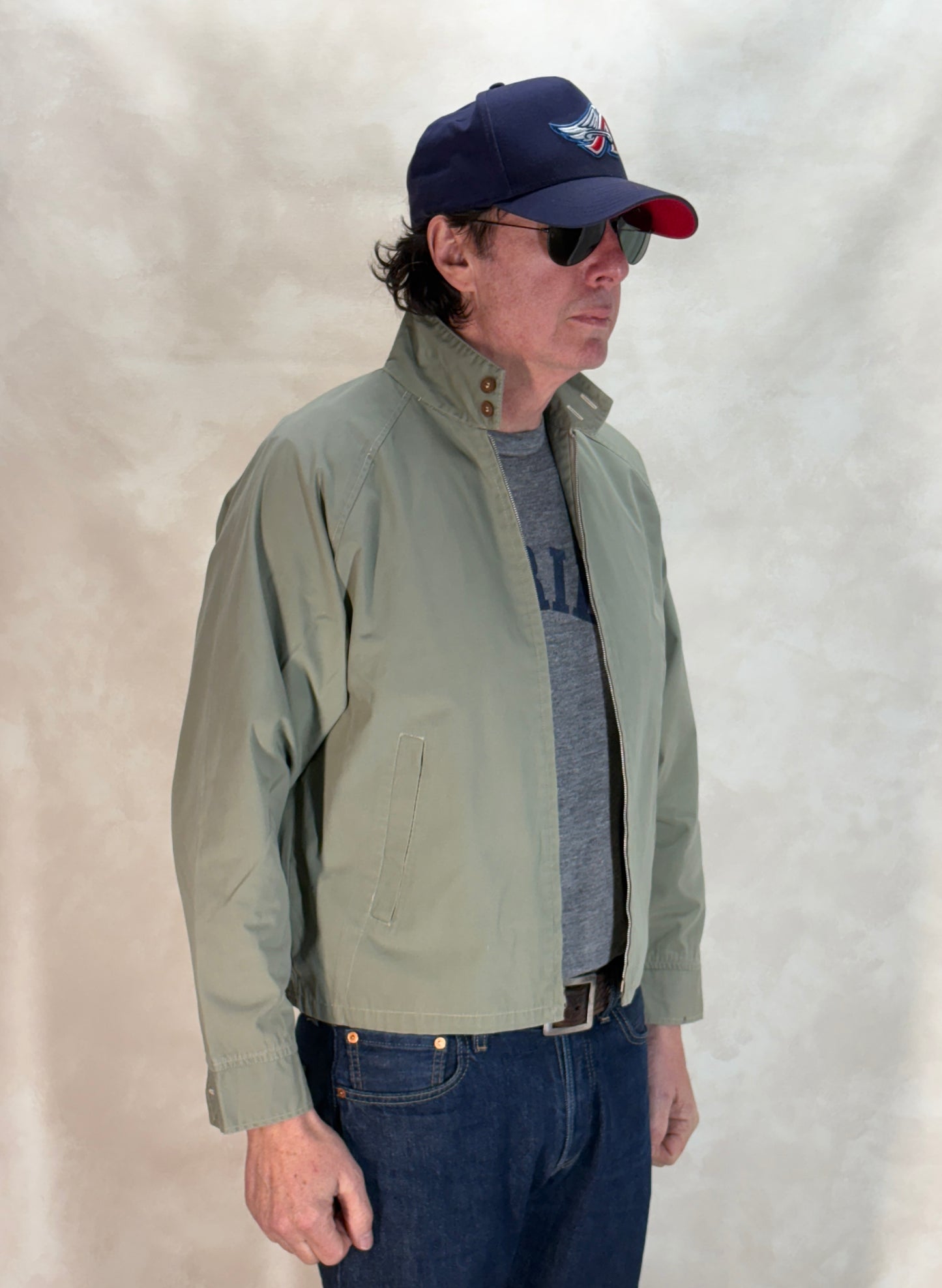Size Med , 60s Light cotton jacket Made in Singapore