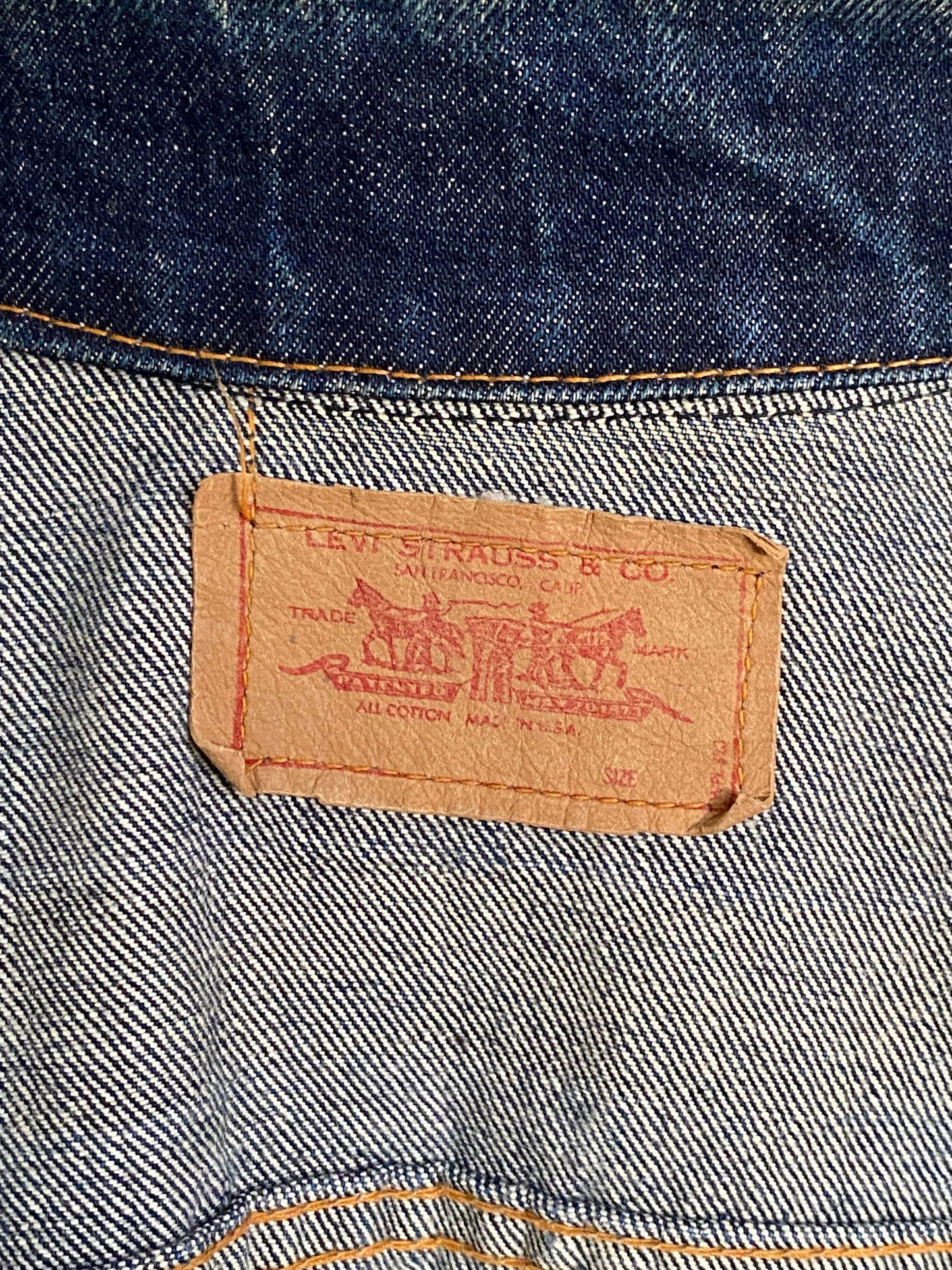 Size 42 US. Vintage 60s LEVIS Big E trucker Jacket Made in USA. - USA Vintage Bcn