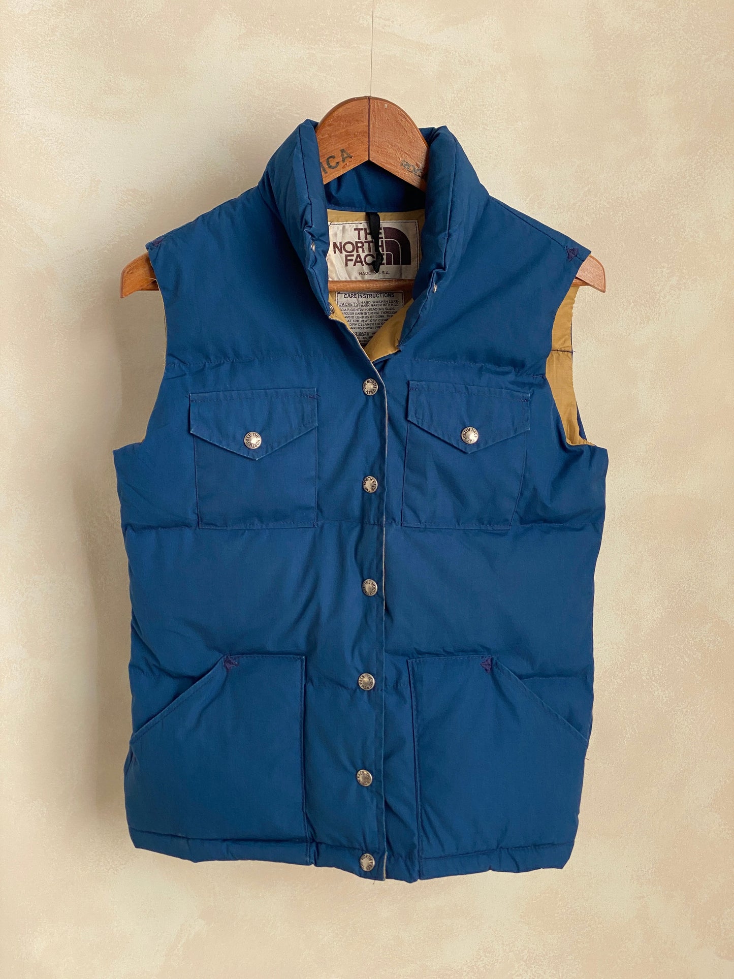 Size Women Med. Vintage North Face down vest Made in USA - USA Vintage Bcn