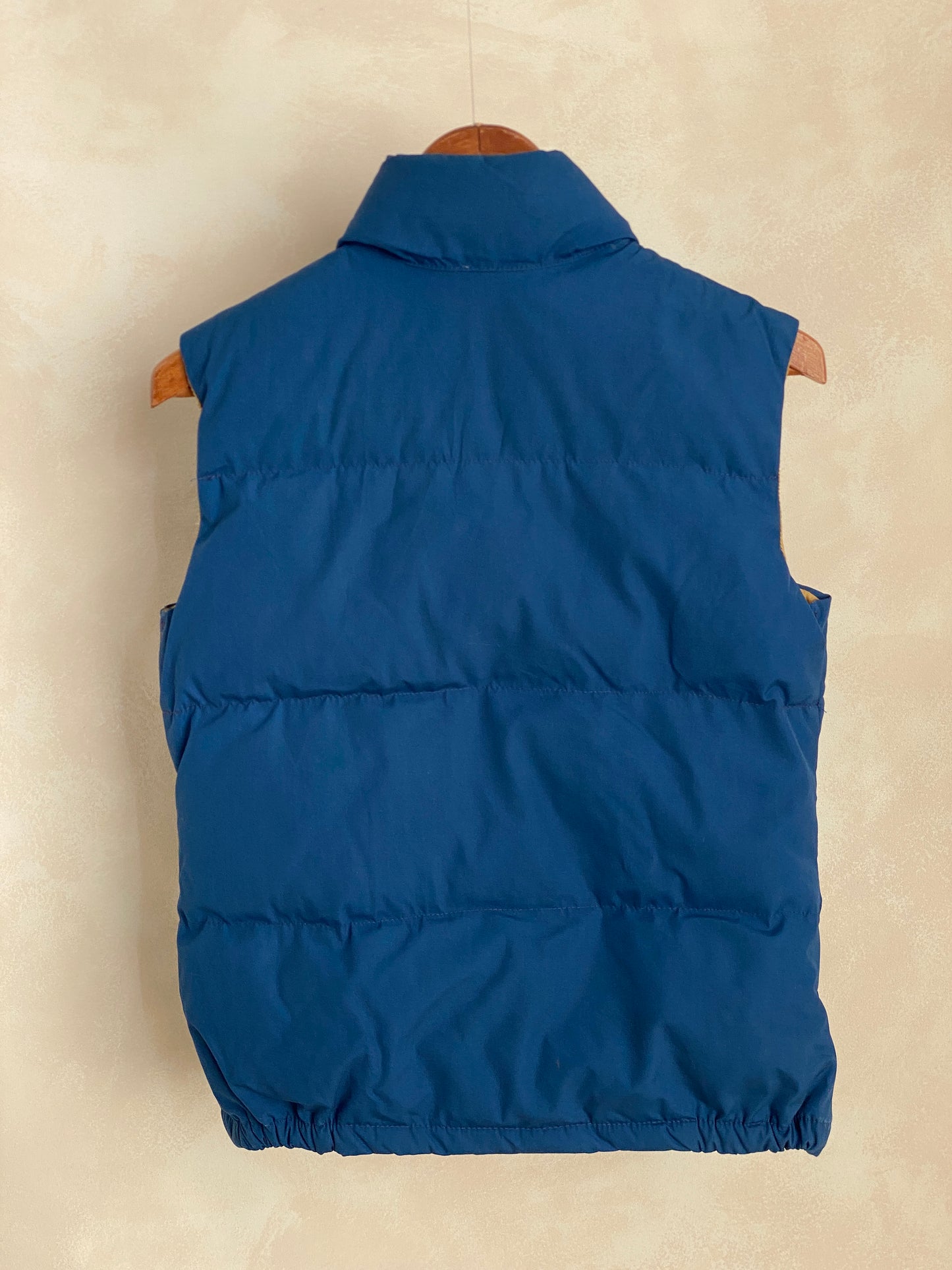 Size Women Med. Vintage North Face down vest Made in USA