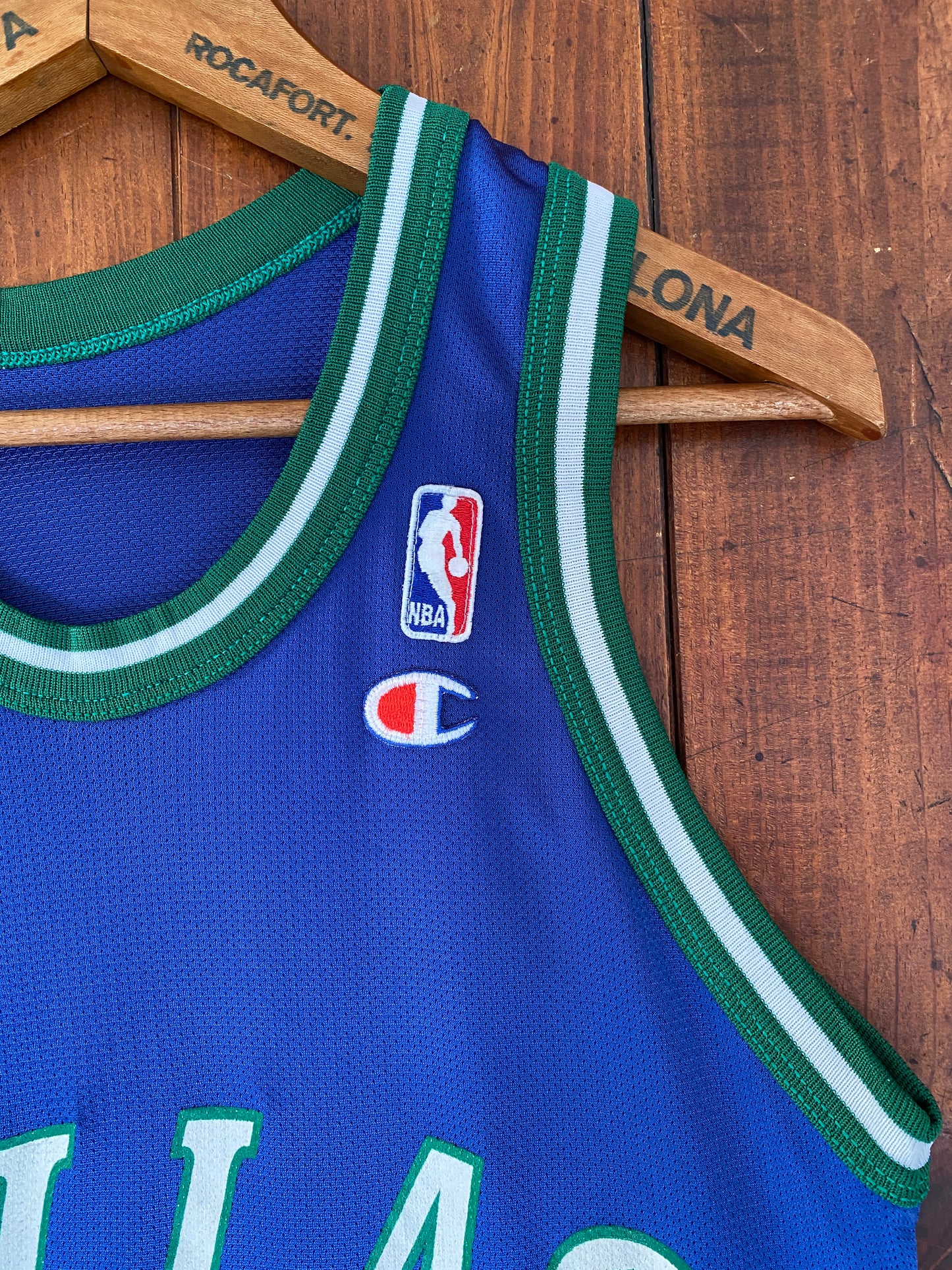 Size 36. VTG 90s NBA Dallas #5 Kidd jersey  Made In USA by Champion