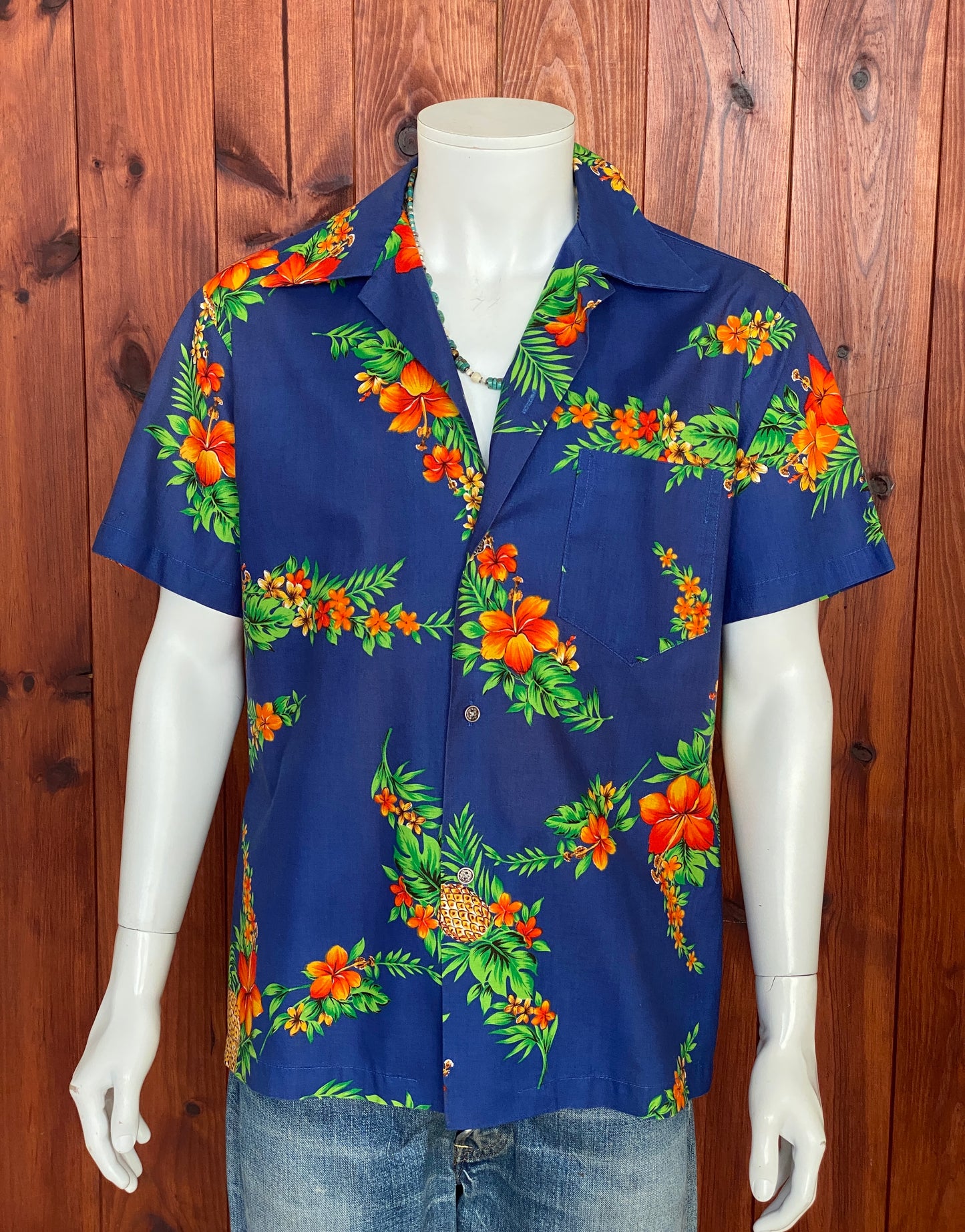 Large. Vintage 80s Hawaiian cotton shirt Made in Hawaii