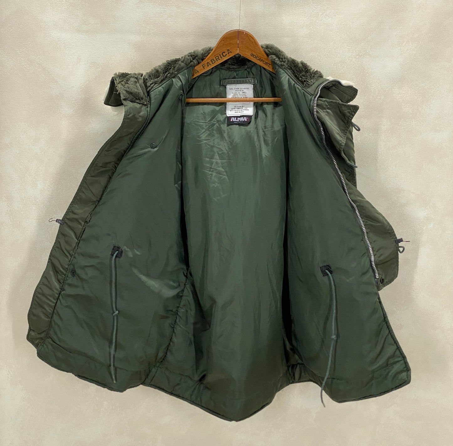 Med .Alpha Industries N2B flyer jacket Made in USA
