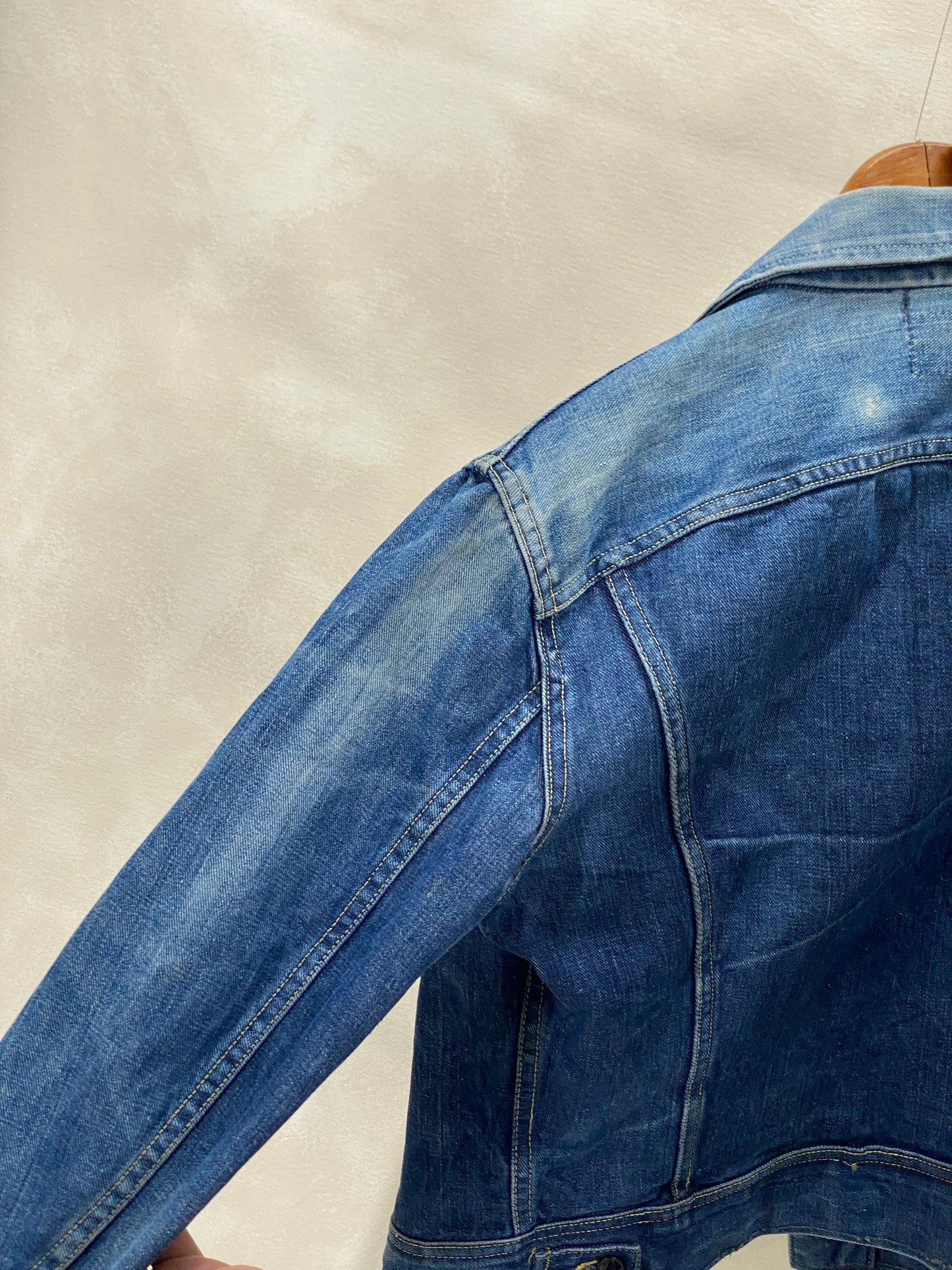 Size 38US / 48EU. Vintage 70s Lee Union Made Denim Shirt – 2 Pockets – Made in USA