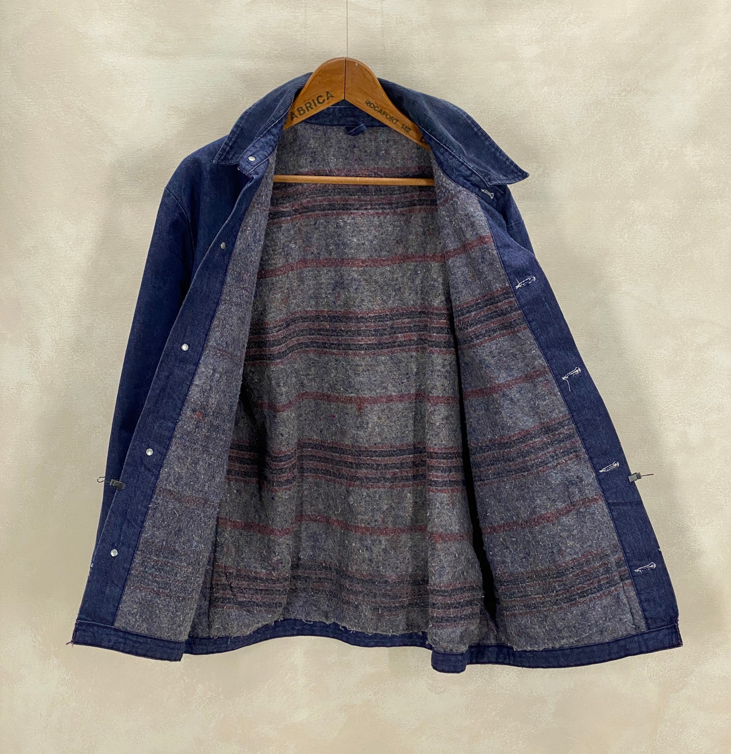 Size Large. Vintage blanket lined Chore coat work jacket