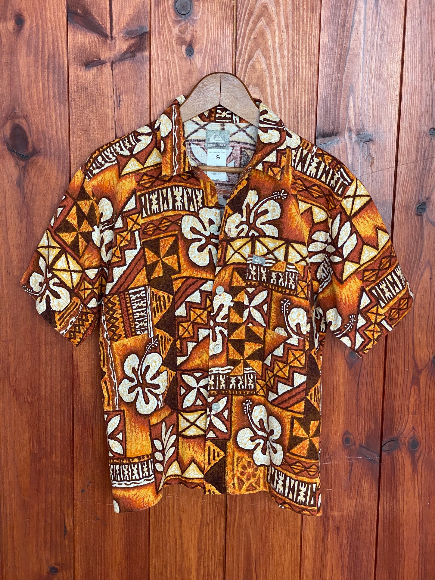 Medium Size Vintage 90s Hawaiian Barkcloth Cotton Shirt by Quicksilver - Surfing Collectible
