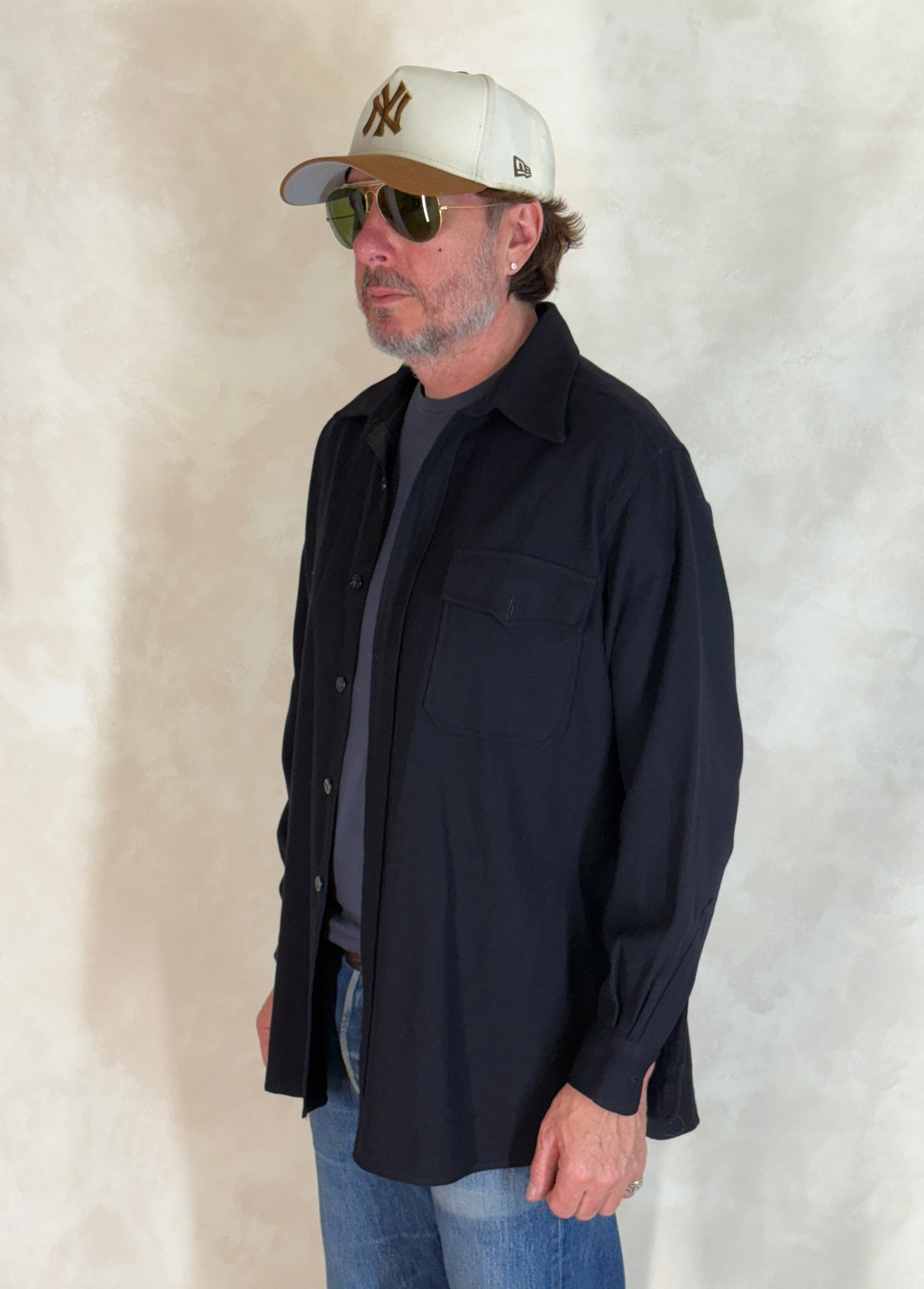 Size Large. Vintage 1940s US navy CPO (Chief Petty Officer) wool shirt – 1 Pocket – USN Military Issue
