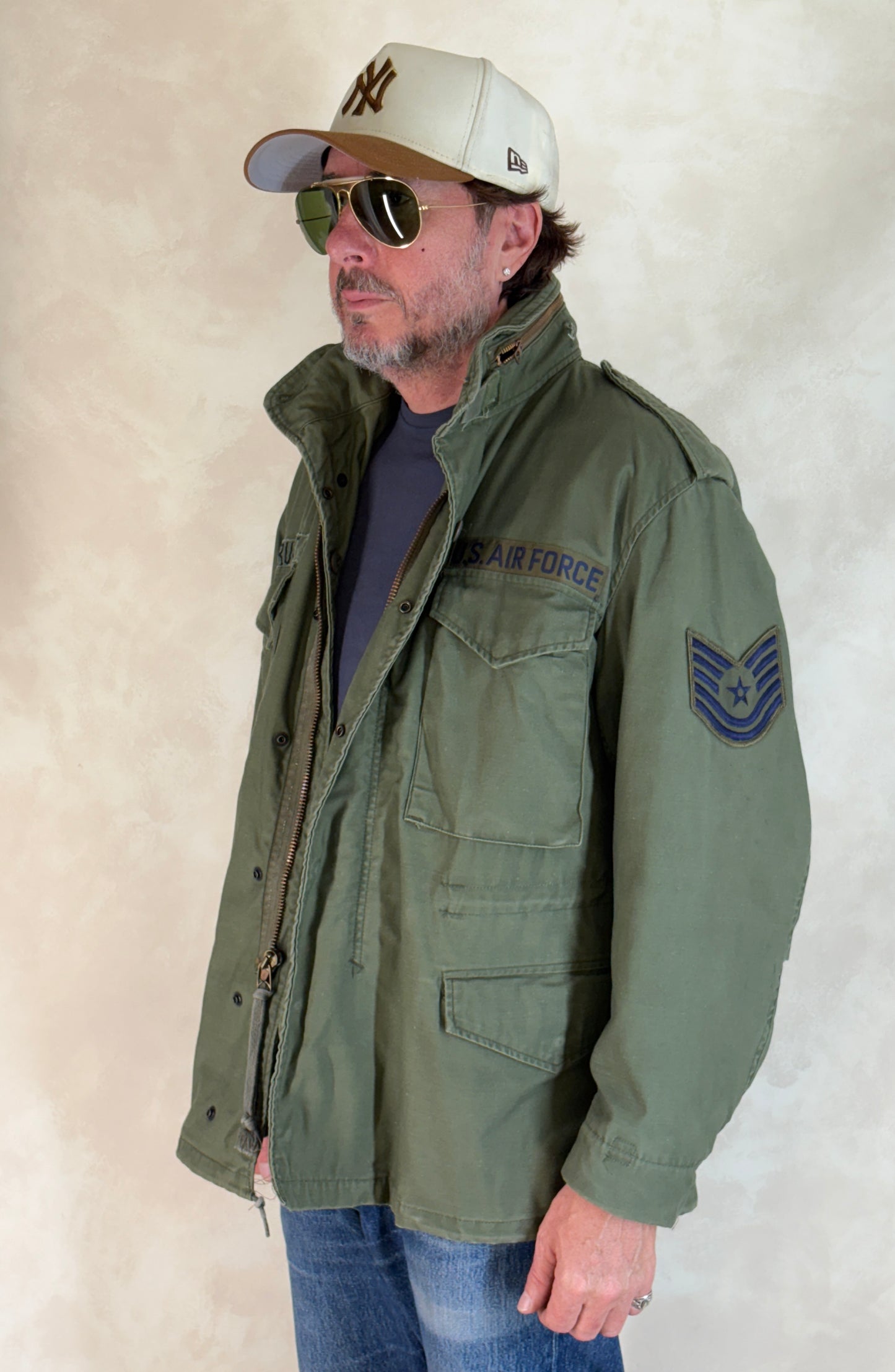 Med Short. Authentic 1978 US Air Force M-65 field jacket Made by John Ownbey
