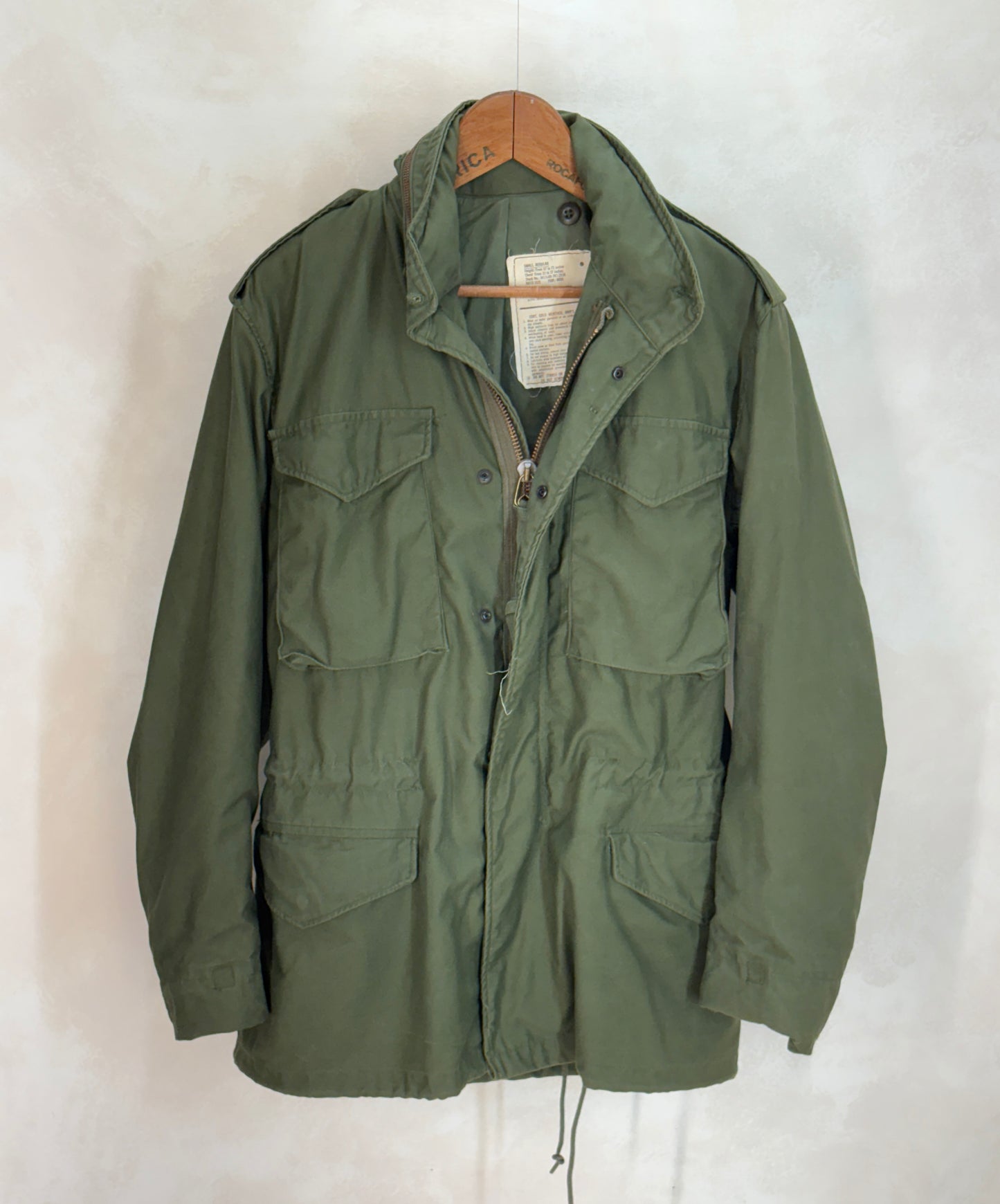 Small Reg. Alpha industries Authentic 1976 US M-65 field jacket .Military