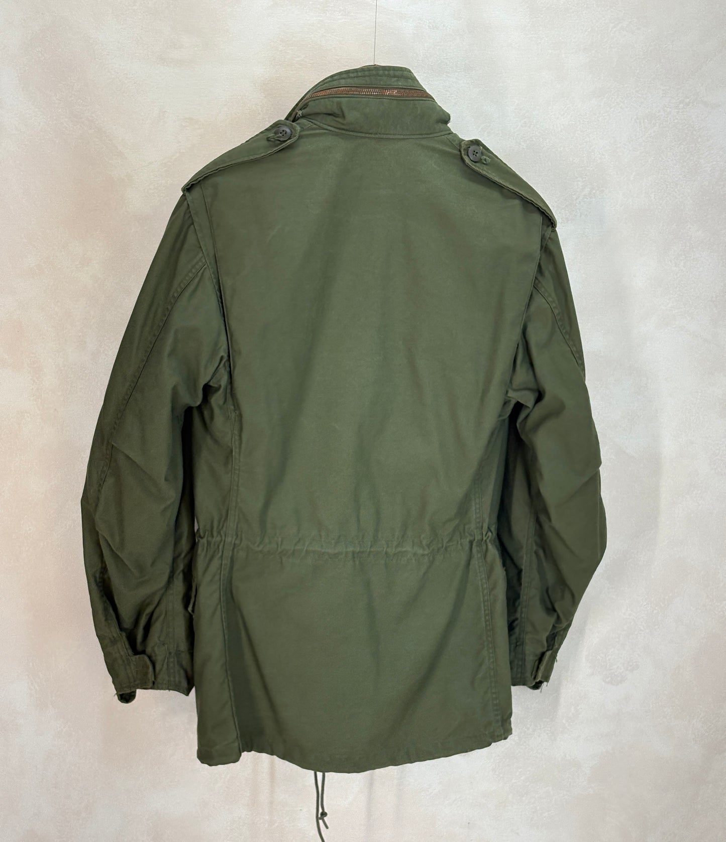 Small Reg. Alpha industries Authentic 1976 US M-65 field jacket .Military