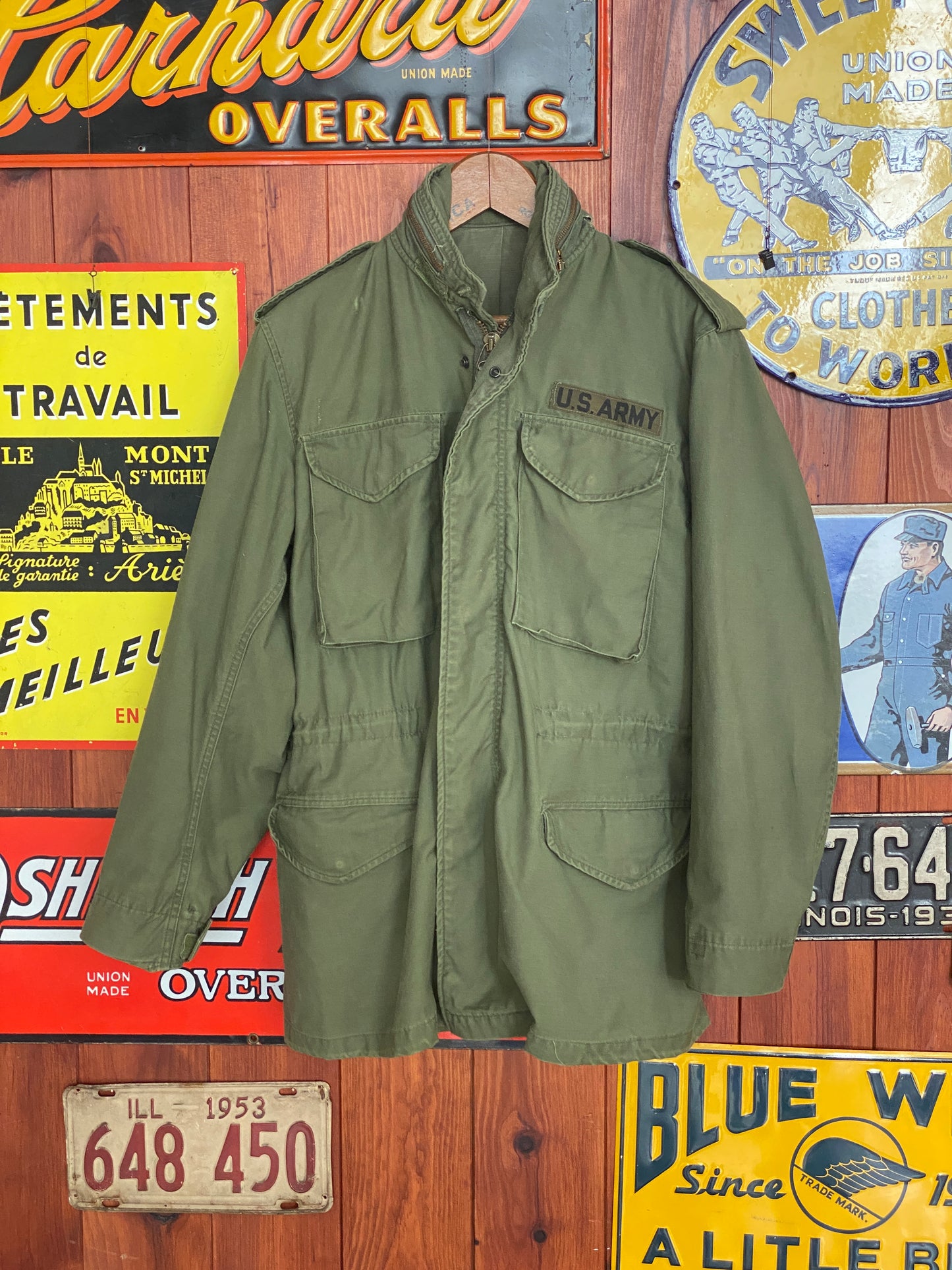 Small long. Authentic 1985 US Army Vintage M-65 field jacket