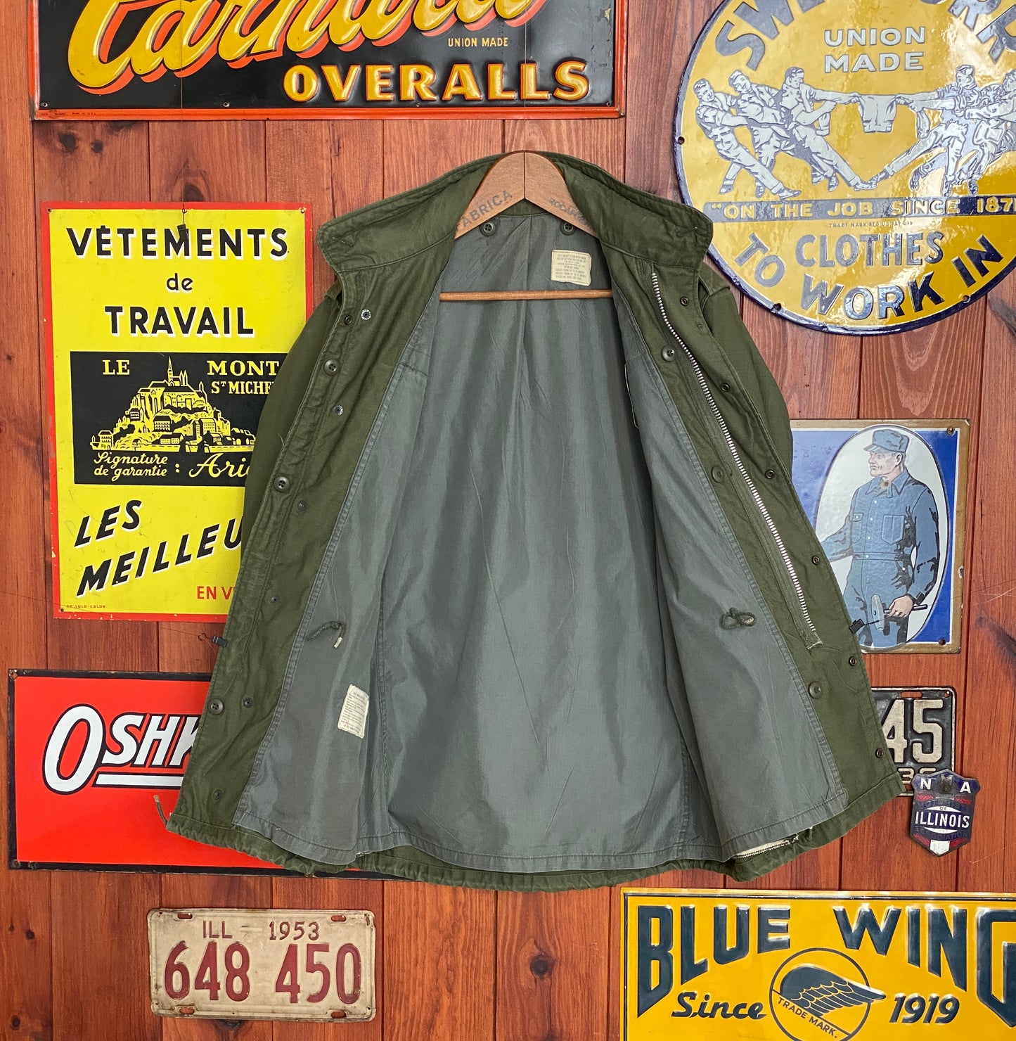 Authentic 1968 US Army Vintage M-65 Field Jacket | Classic Military Apparel with Timeless Style and Durability
