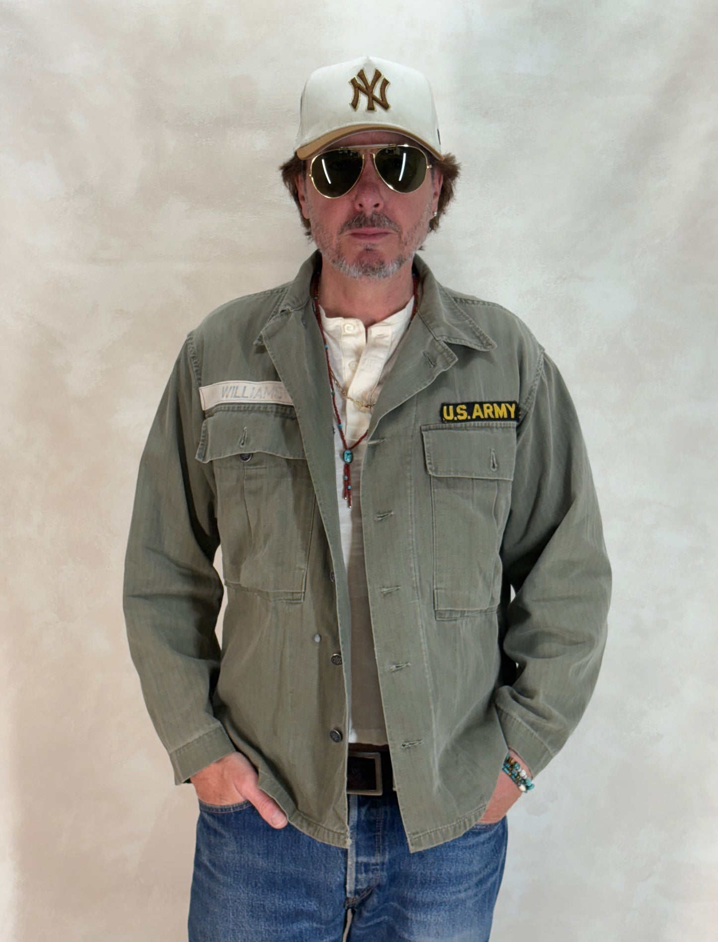 36 Reg. (Medium) Authentic 1950s US Army HBT Utility Shirt – Korean War Era – Type II – 13 Star Buttons