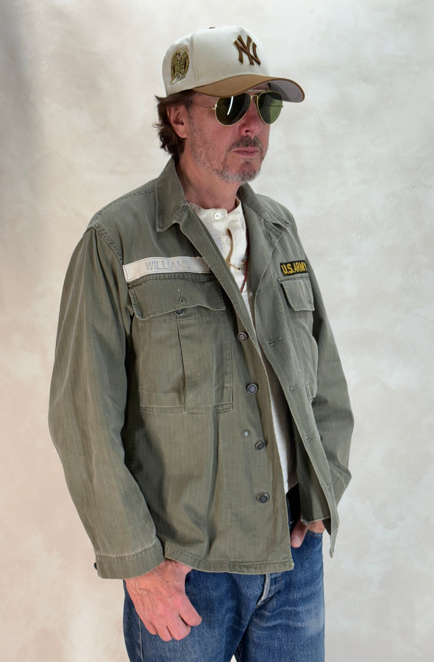 36 Reg. (Medium) Authentic 1950s US Army HBT Utility Shirt – Korean War Era – Type II – 13 Star Buttons