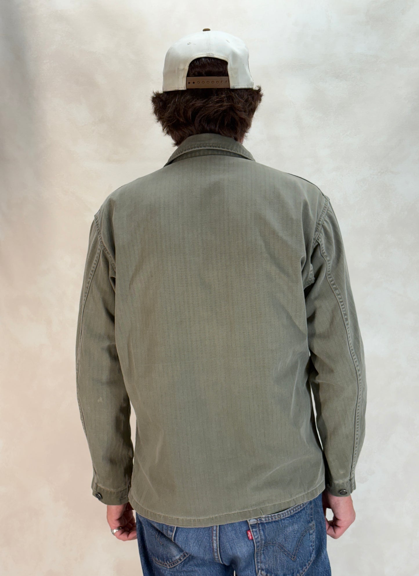36 Reg. (Medium) Authentic 1950s US Army HBT Utility Shirt – Korean War Era – Type II – 13 Star Buttons