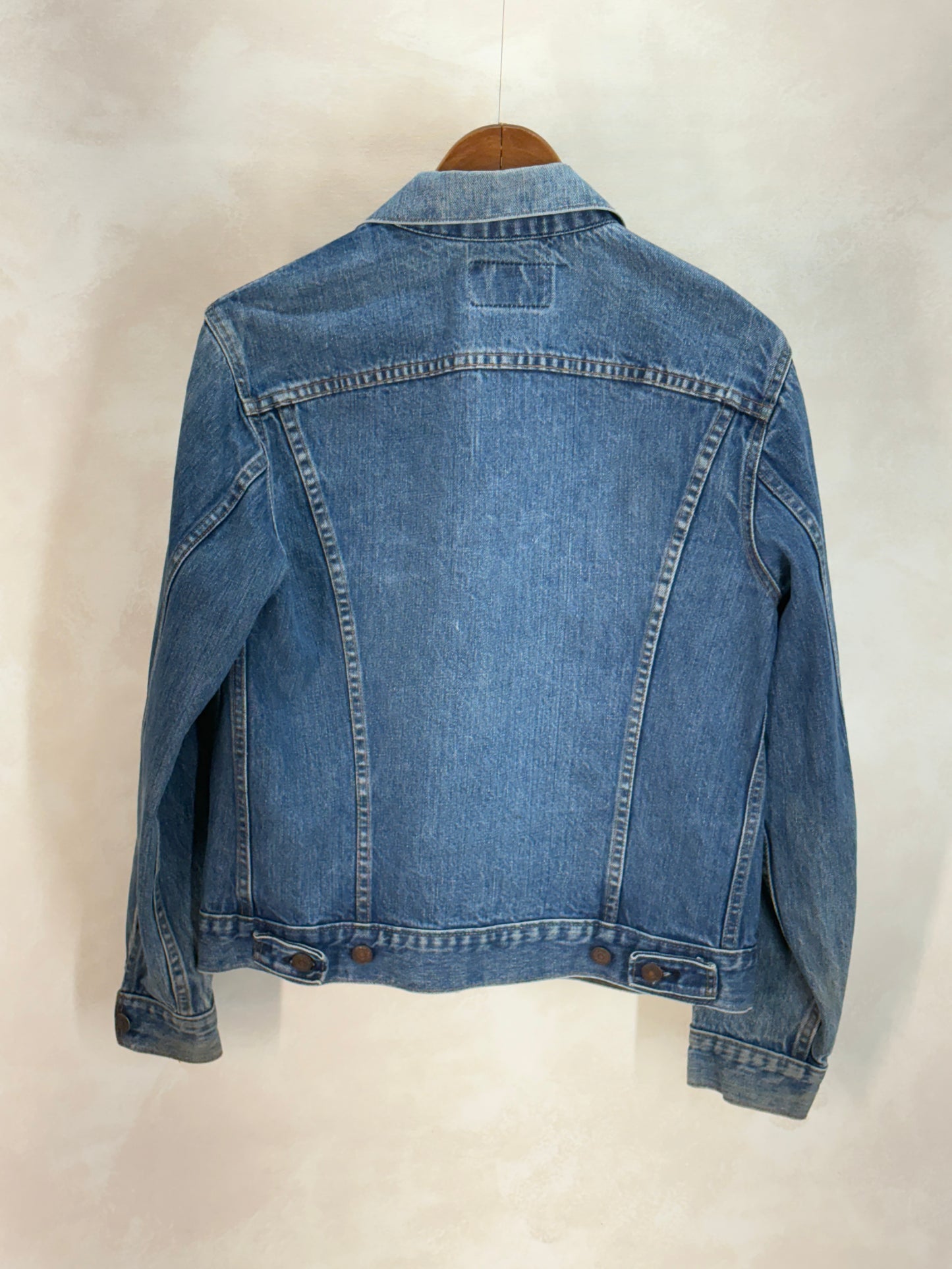 Size 38US / 48EU. Vintage 70/80s 70506 Levis 2 pocket jacket Made in USA