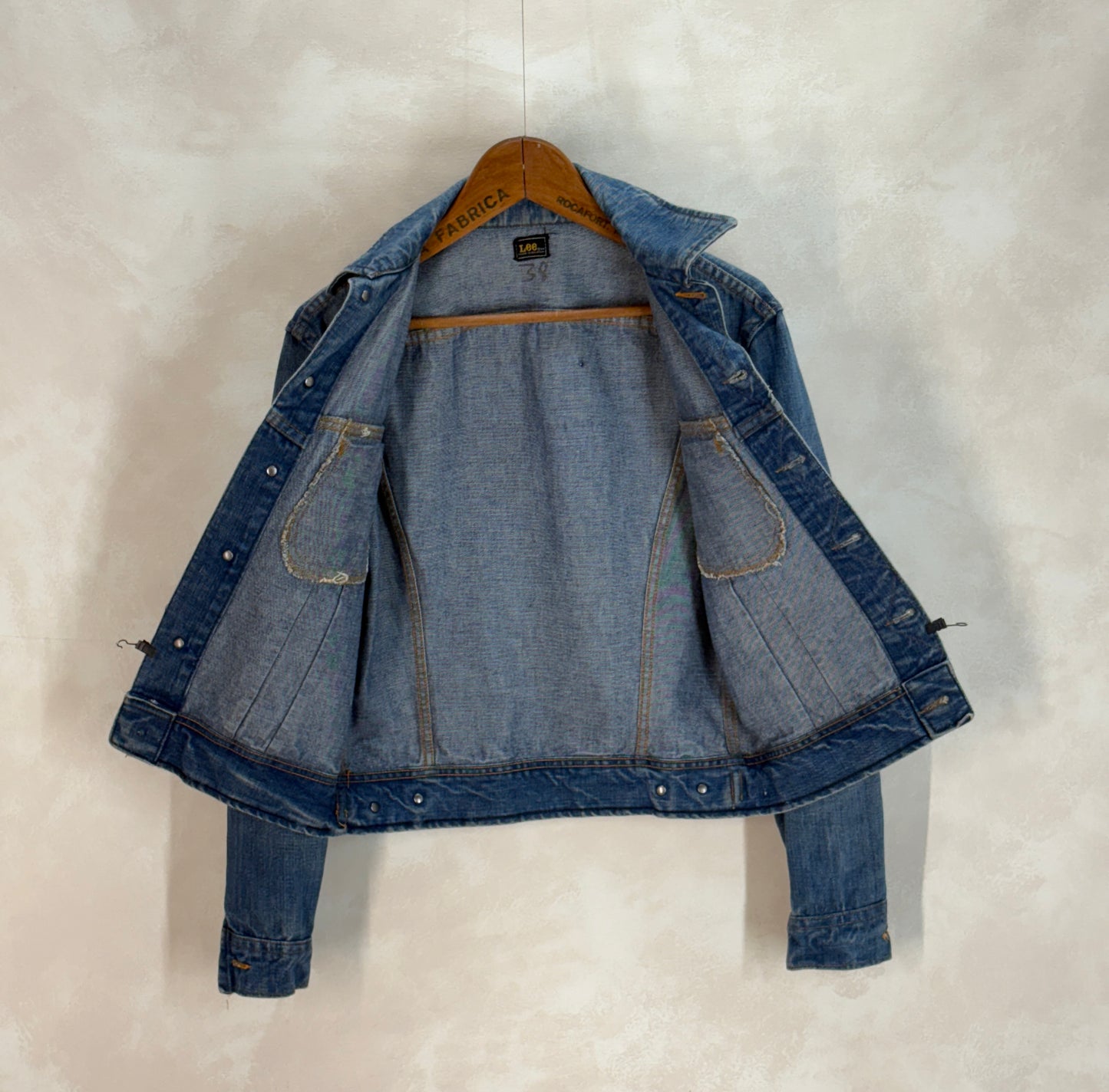 Size 38US / 48EU Vintage 70s Lee 2 pocket Jacket Made in Belgium