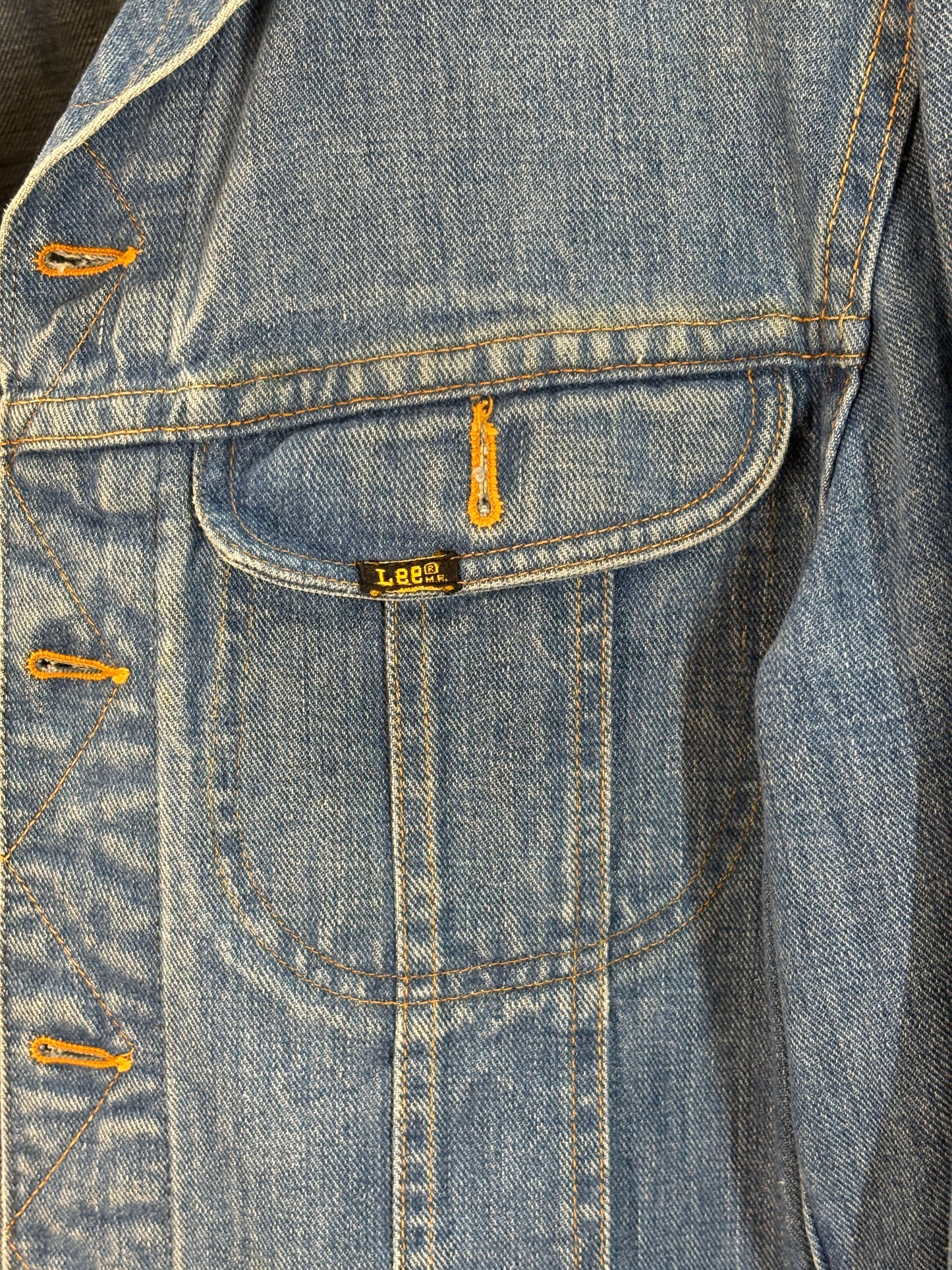 Size 38US / 48EU Vintage 70s Lee 2 pocket Jacket Made in Belgium
