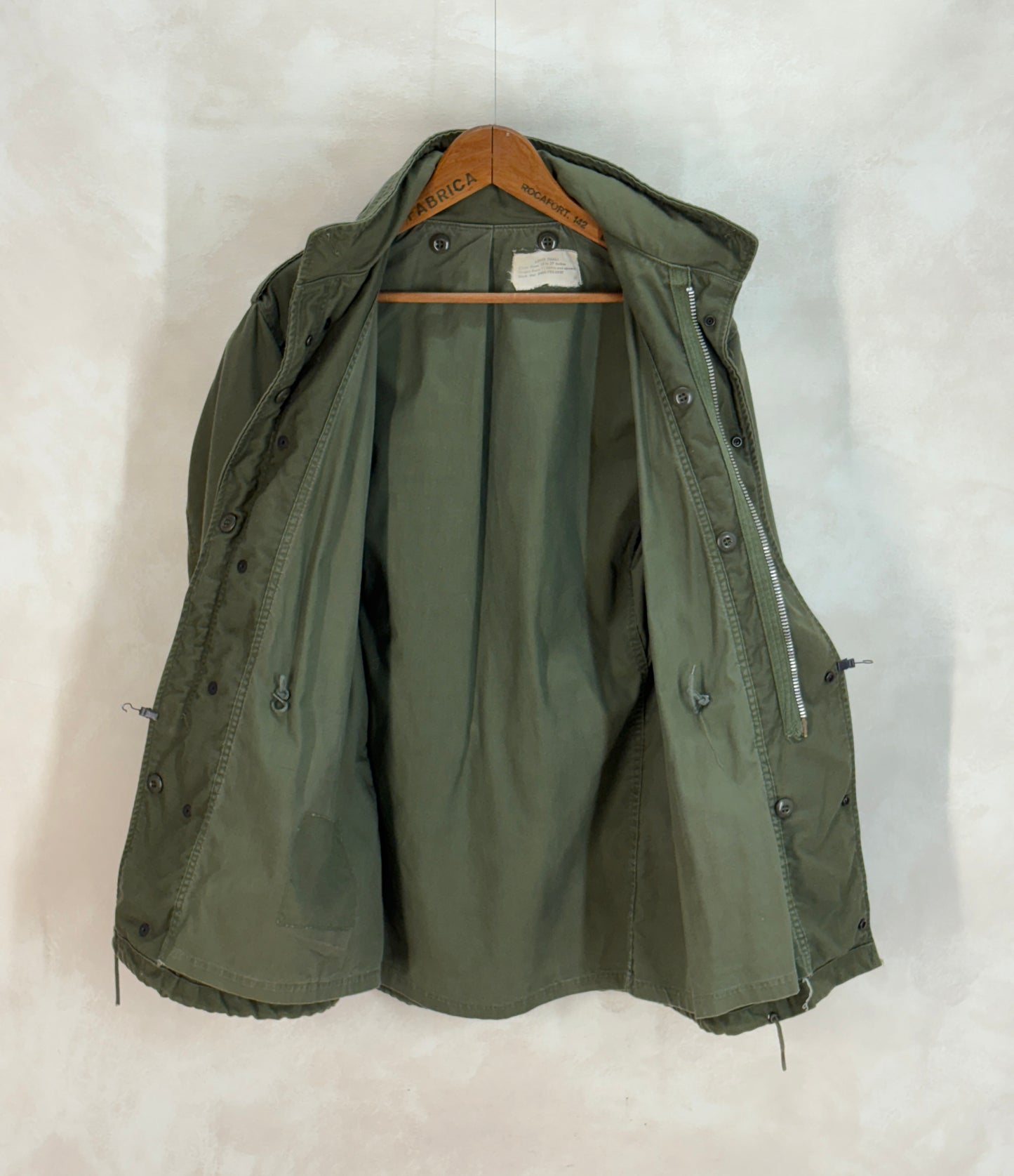 Small Long. Authentic 1967 US Army M-65 Field Jacket – OG-107 – Vintage Military Issue