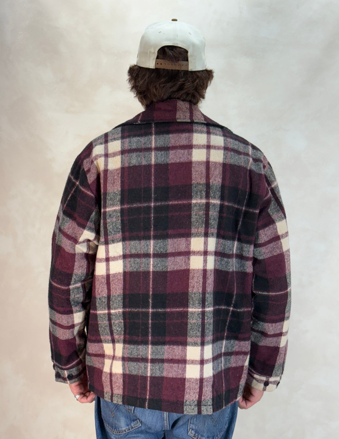 Size Large. 4 pockets 70s Plaid coat Made in USA ( broken zipper)