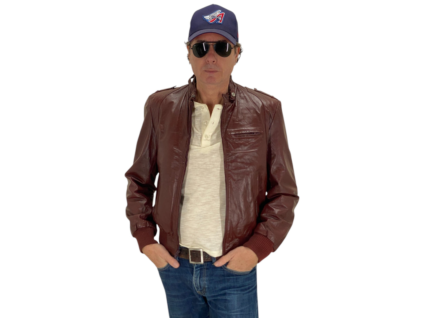 Size 42US / 52EU. Vintage leather jacket by Wilson