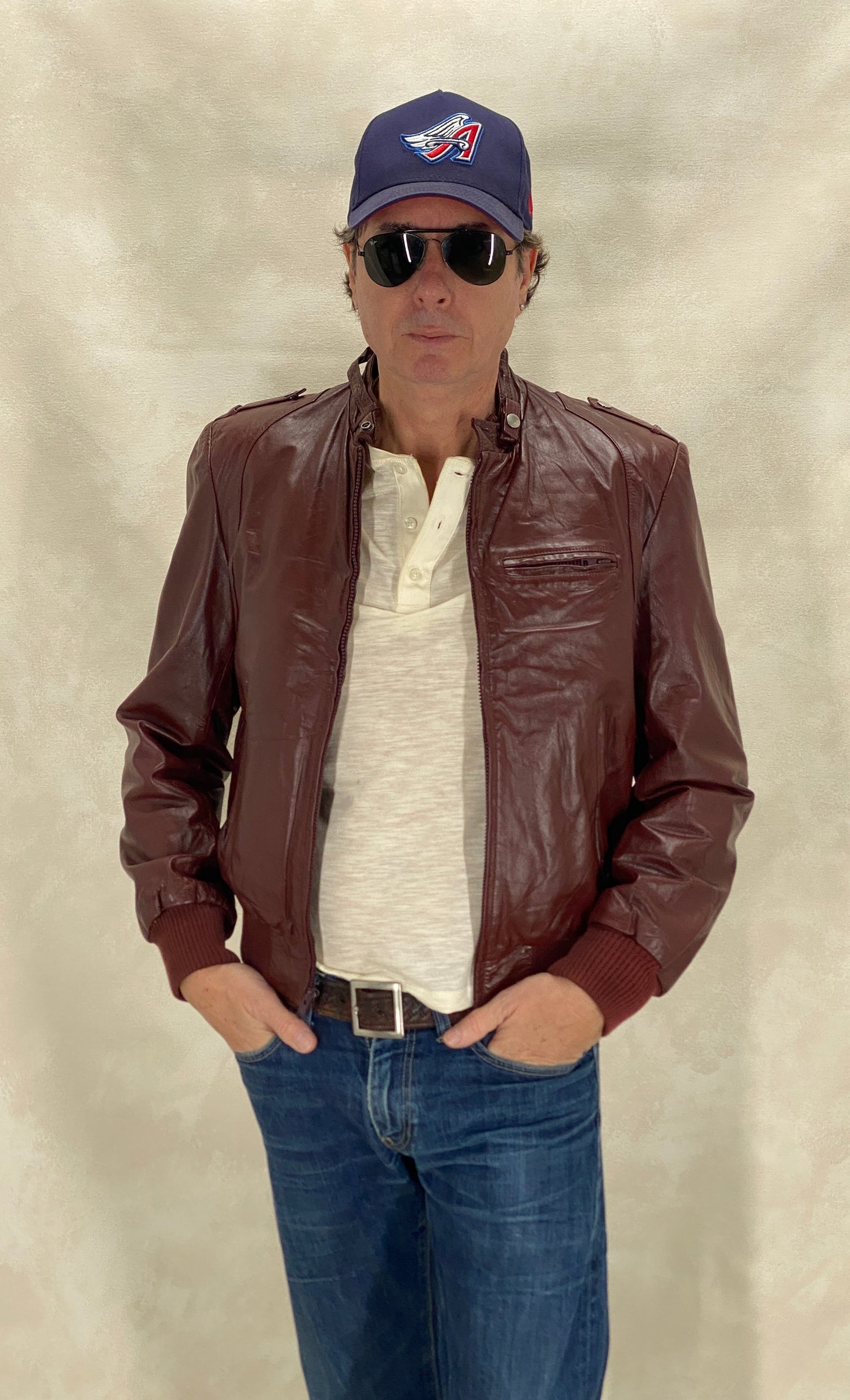 Size 42US / 52EU. Vintage leather jacket by Wilson