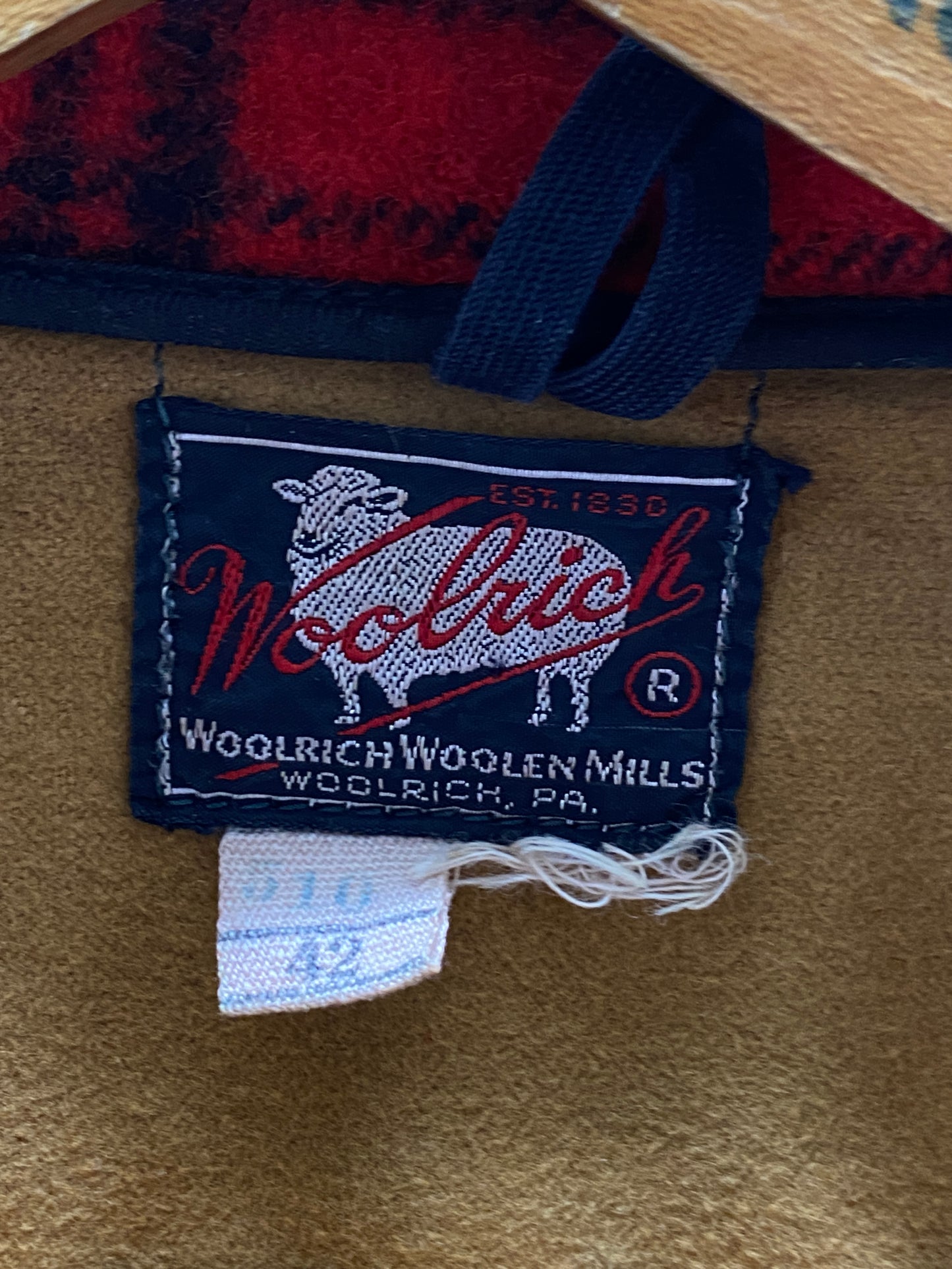 Size 42 US (52EU) 50s Woolrich hunting plaid wool jacket Made in USA