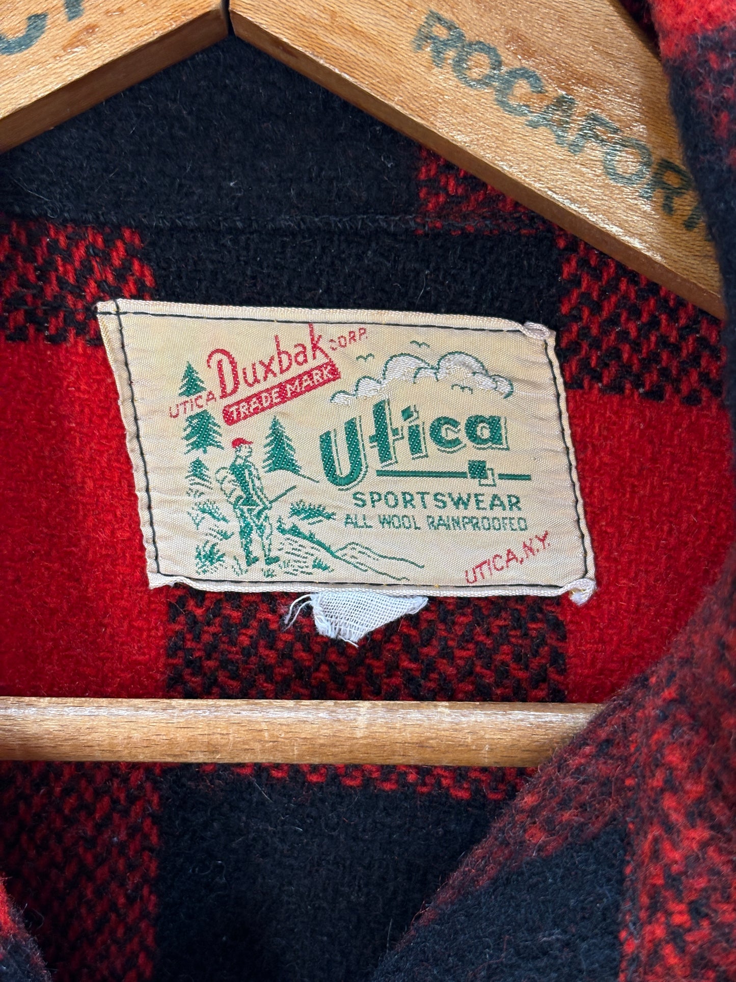 Size XL. Vintage 50s Utica N.Y. Wool Jacket – Red & Black – Zipper. Made in USA