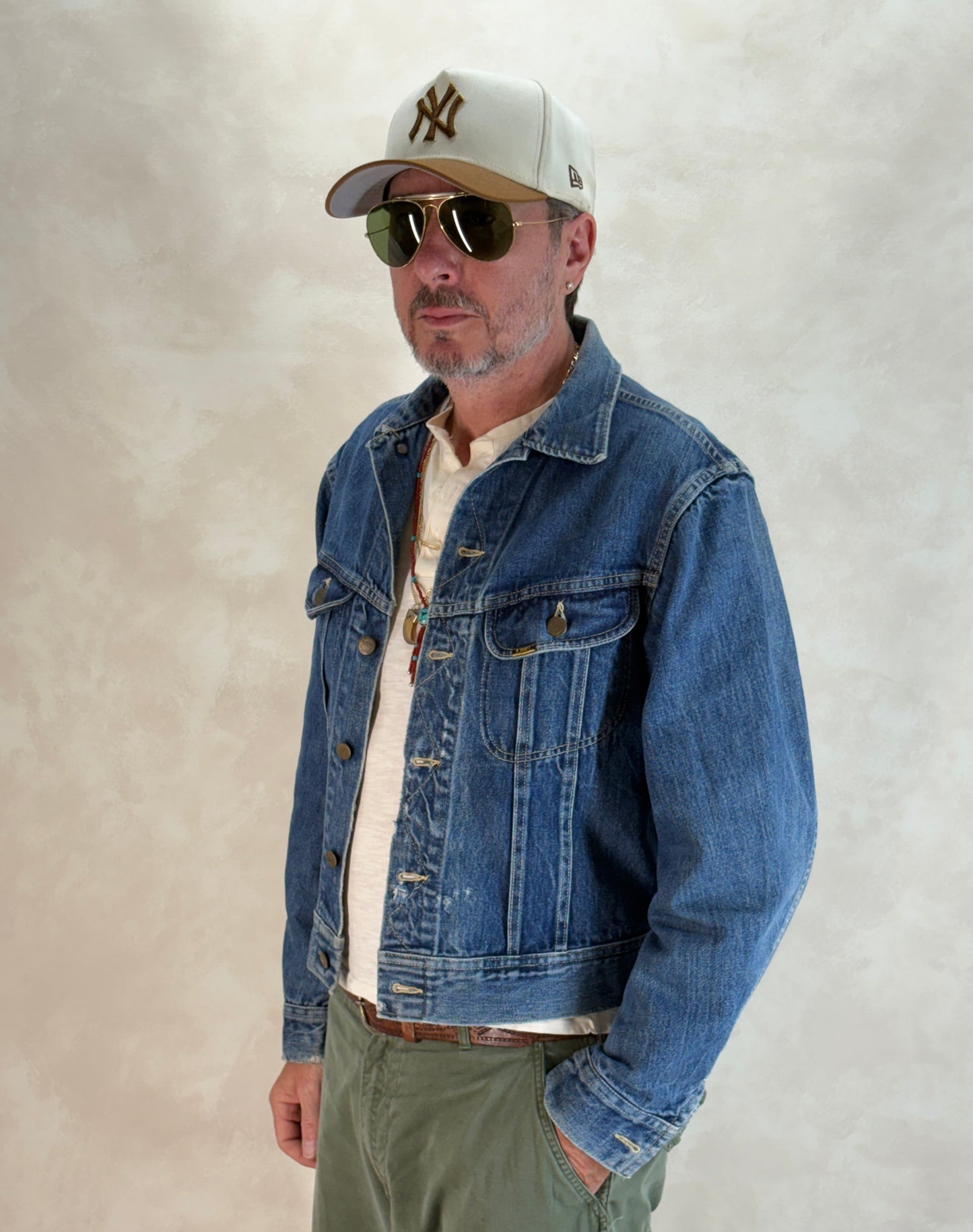Size 40US / 50EU. Vintage 1970s Lee Denim Jacket – 2 Chest Pockets – Made in USA