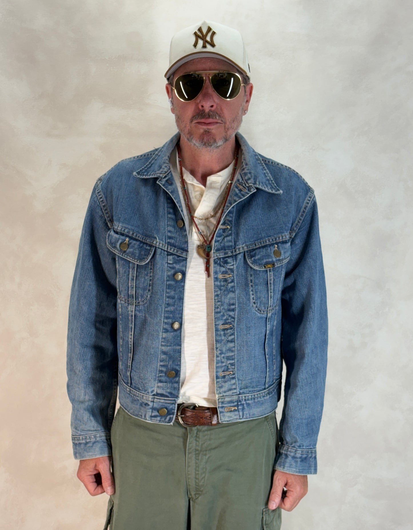 Size 42-44US / 52-54EU. Authentic 1970s Lee Denim Jacket – Made in USA – Twin Chest Pockets